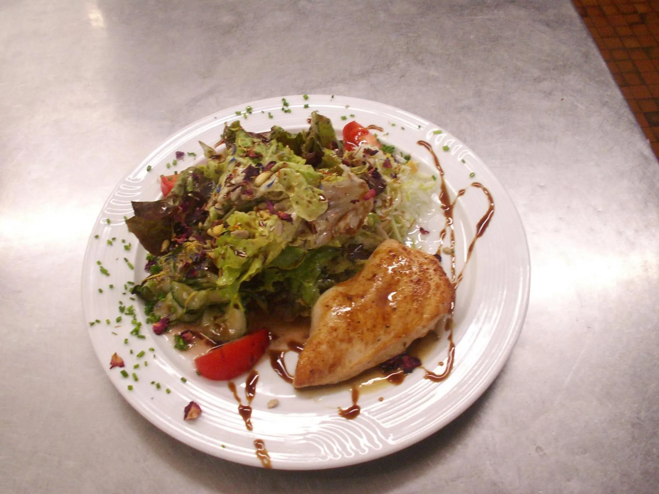 Restaurant/places to eat in Hotel Landgasthof Blume