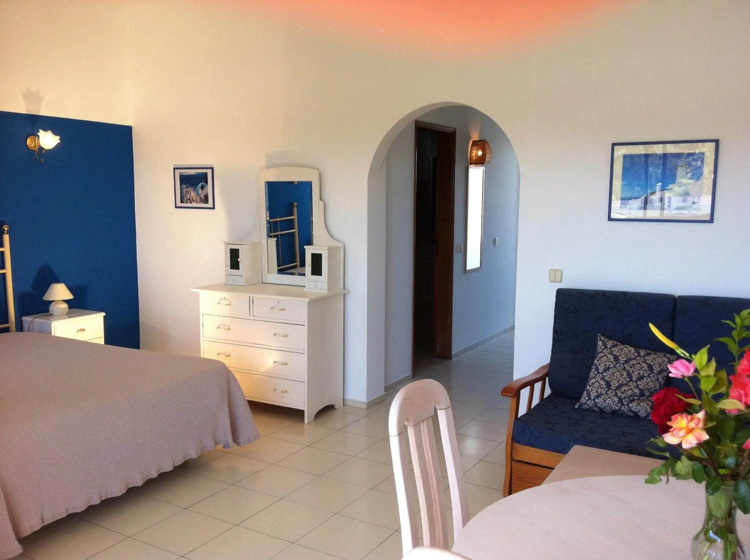 Living room, Bed in Turiquintas