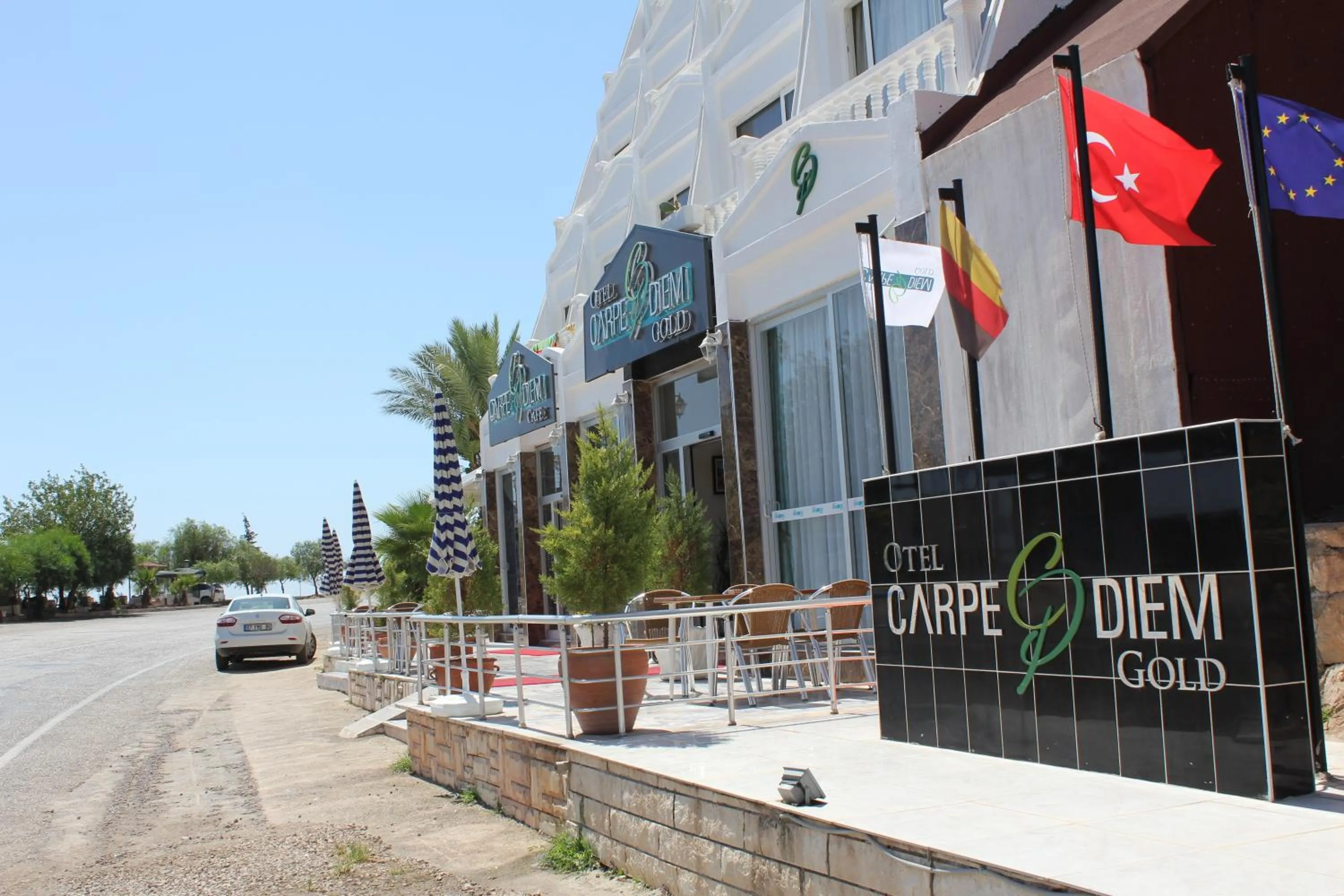 Facade/entrance in Otel Carpe Diem Gold