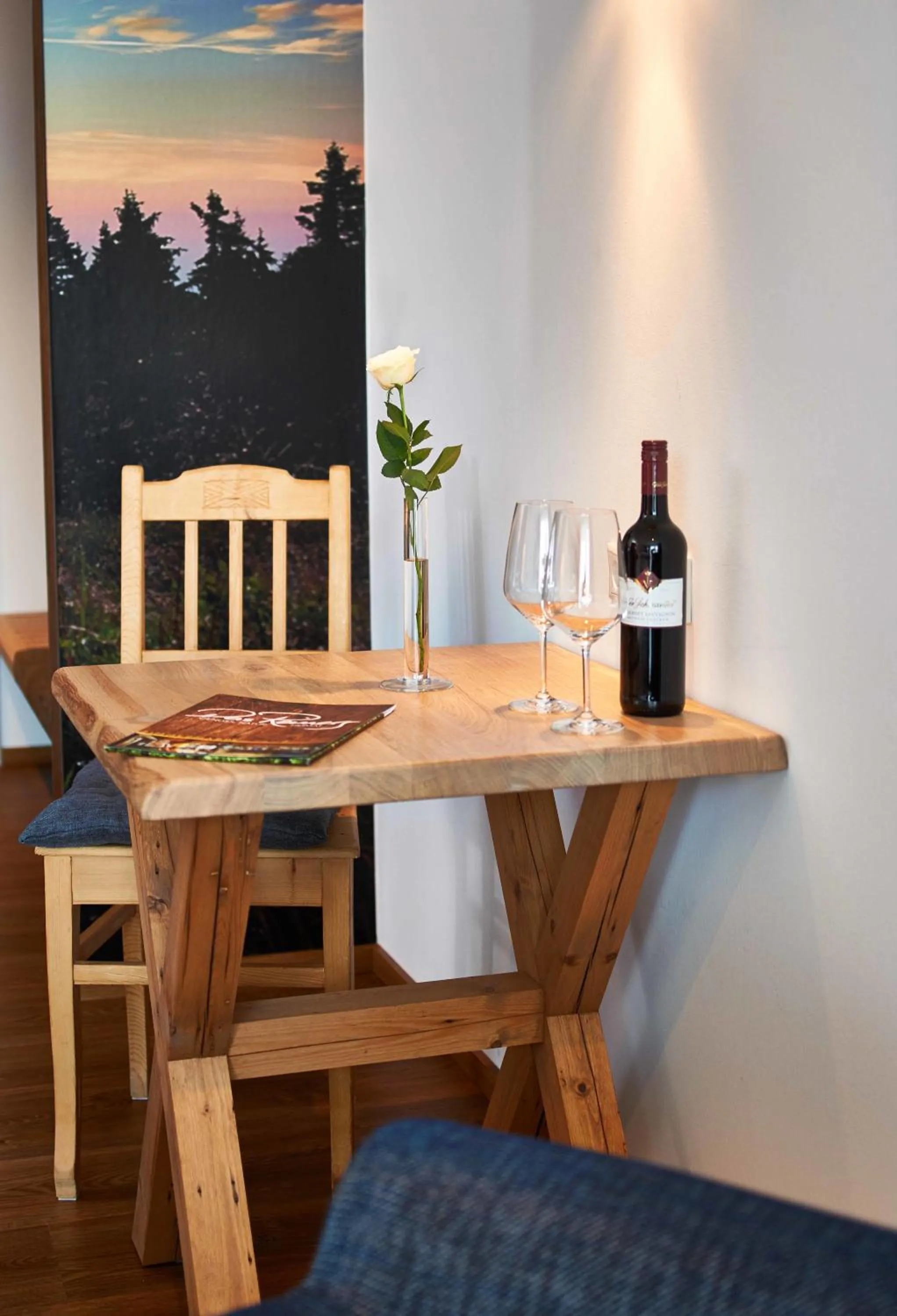 Photo of the whole room in Das Reiners