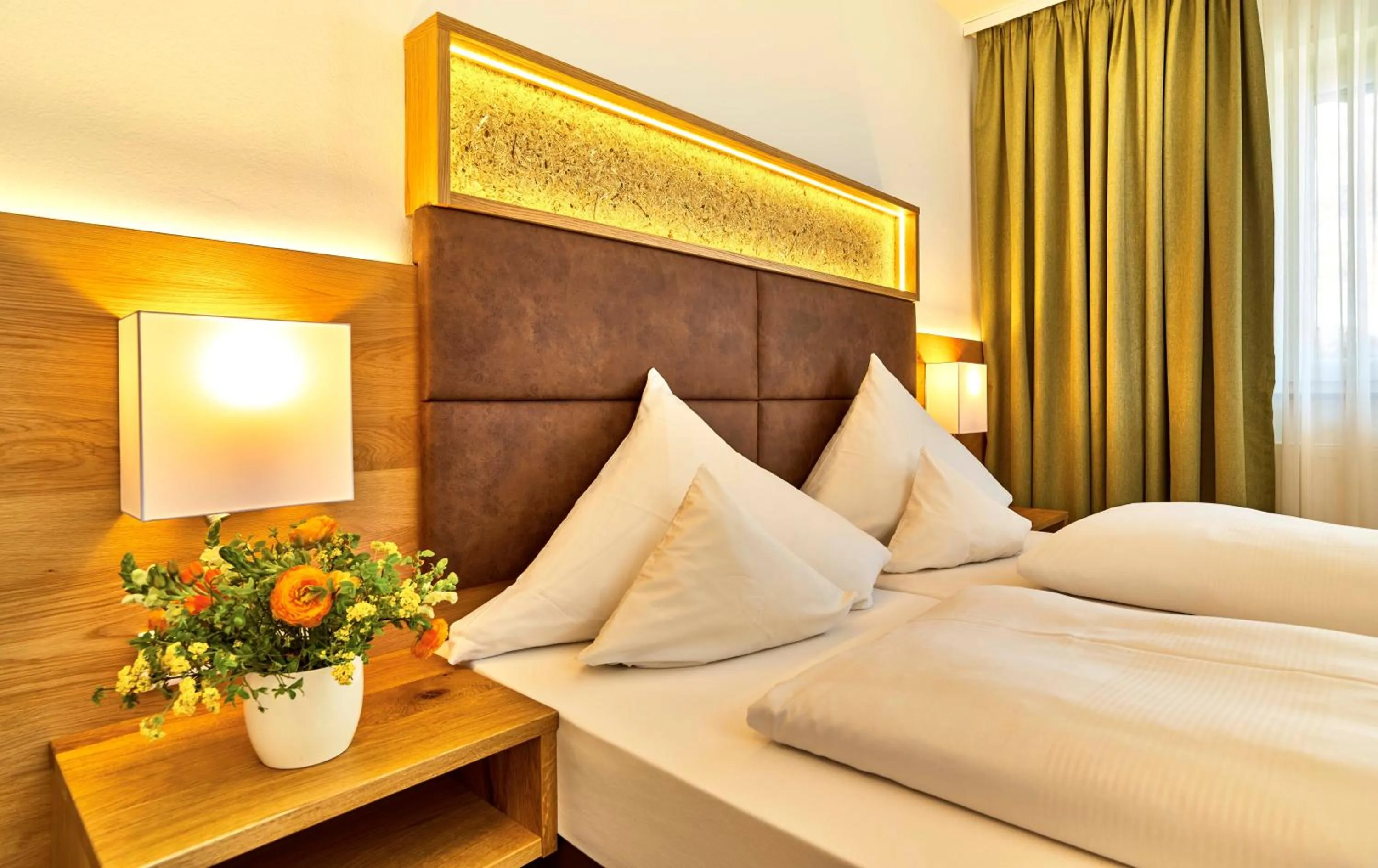 Photo of the whole room in Das Reiners