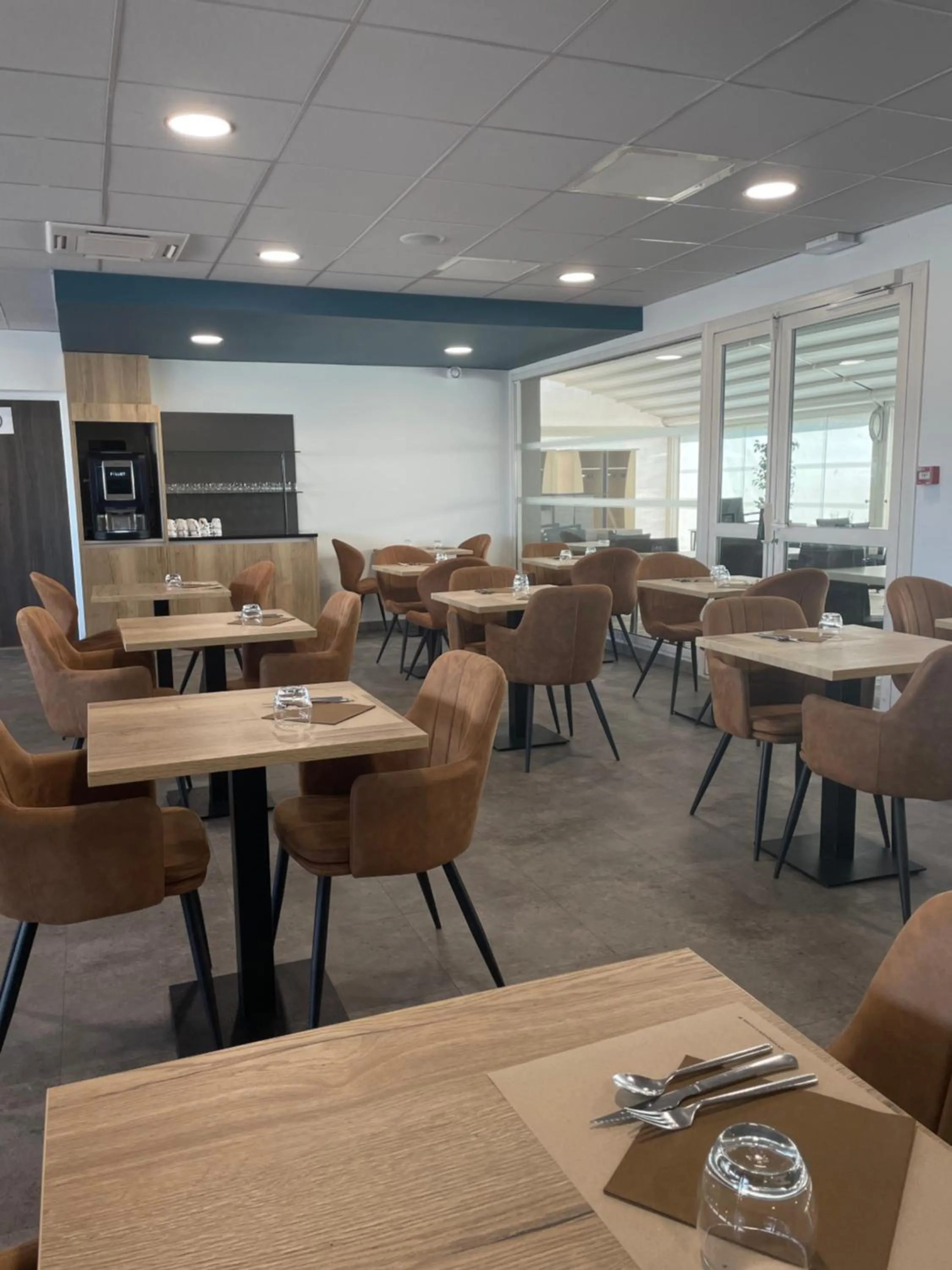 Restaurant/places to eat in Campanile Montpellier Ouest - Croix D'Argent