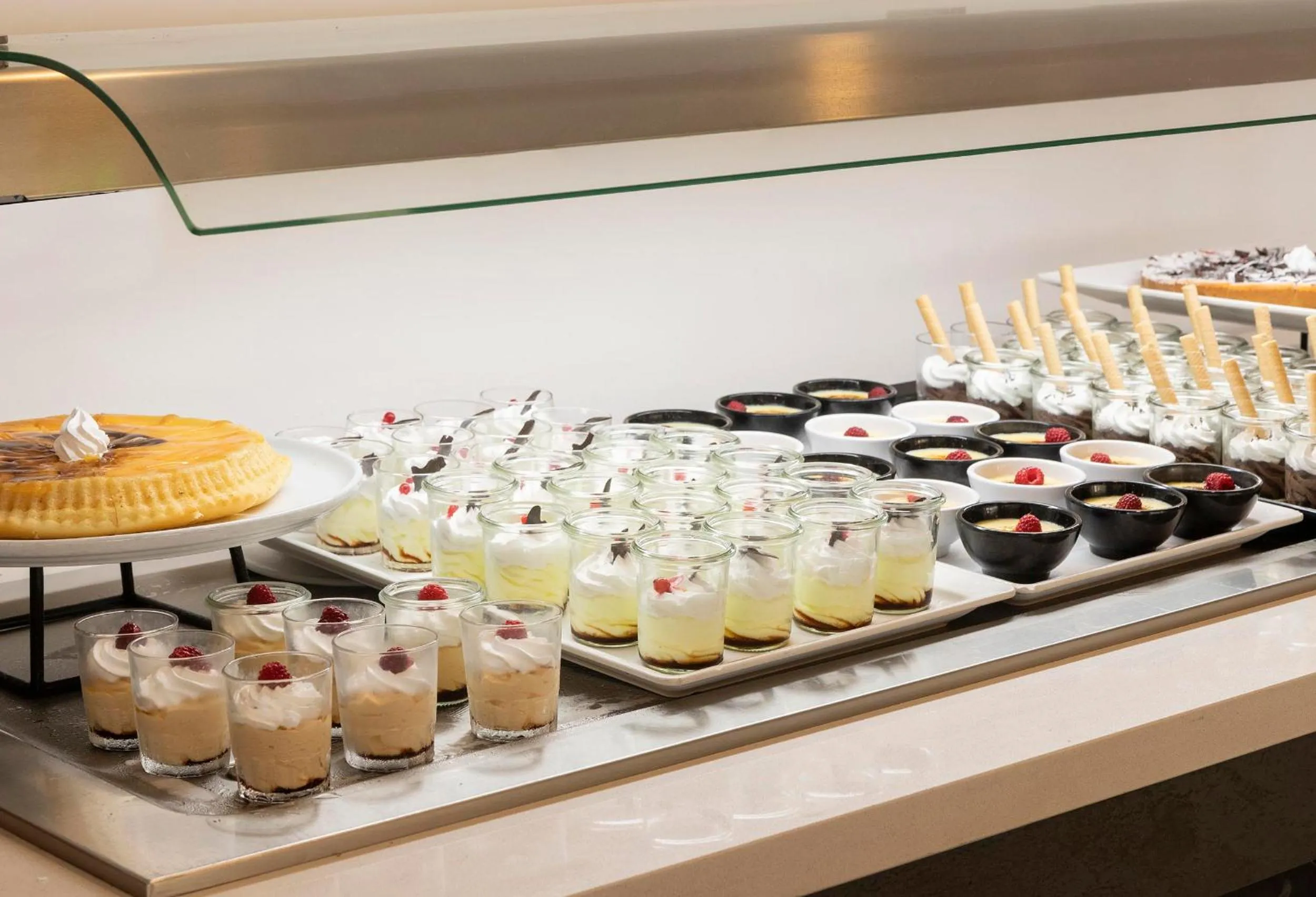 Restaurant/places to eat in Hotel Palia Maria Eugenia