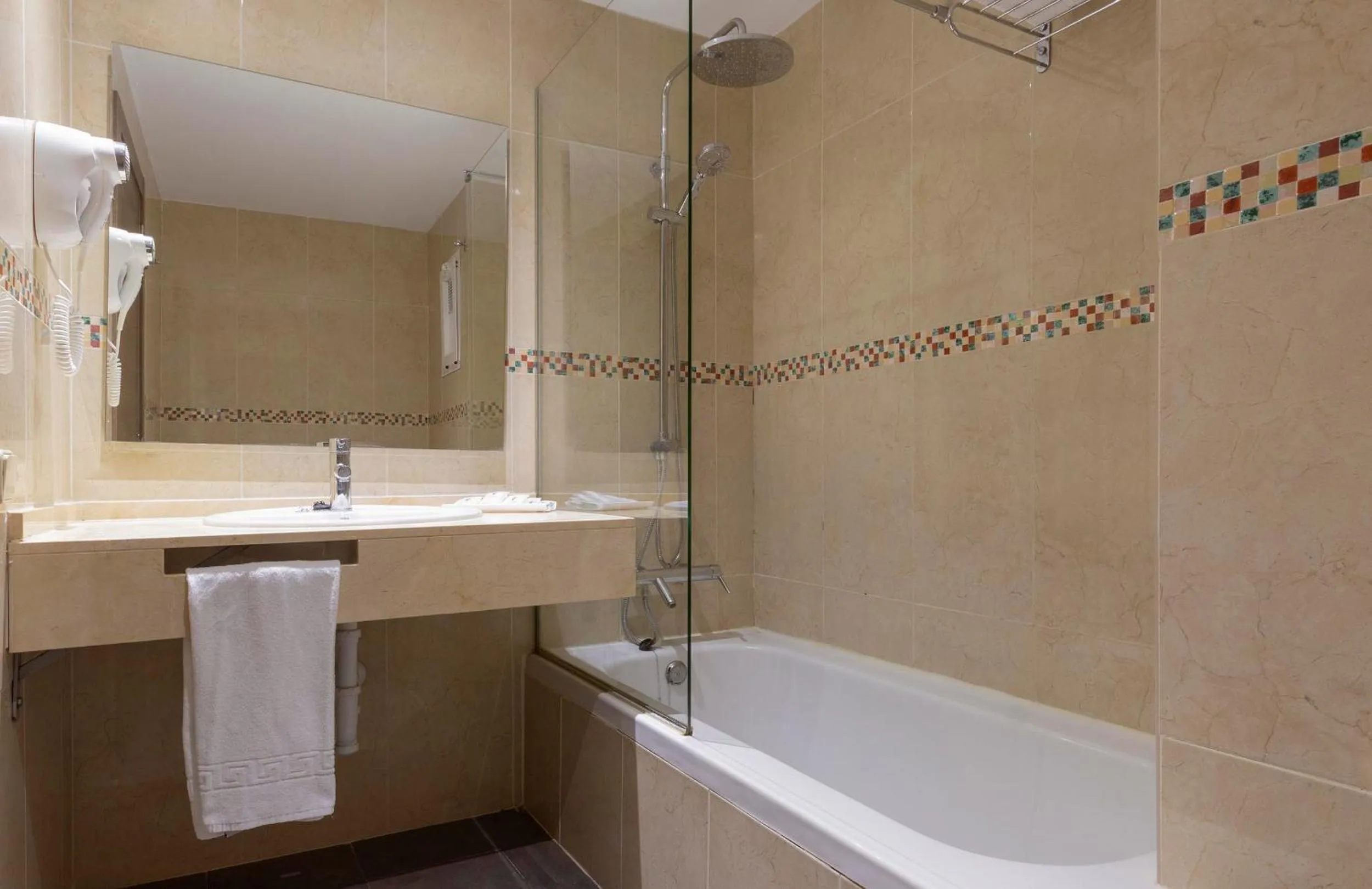 Bedroom in Hotel Palia Maria Eugenia