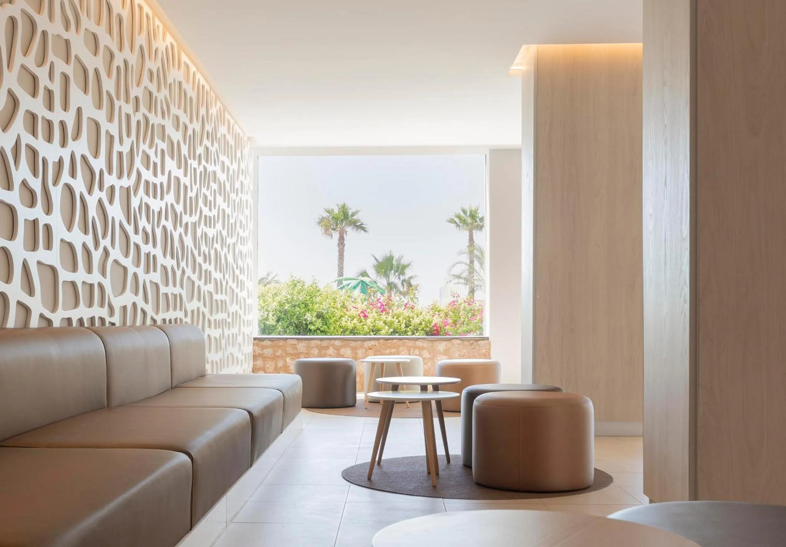 Facade/entrance in Hotel Palia Maria Eugenia