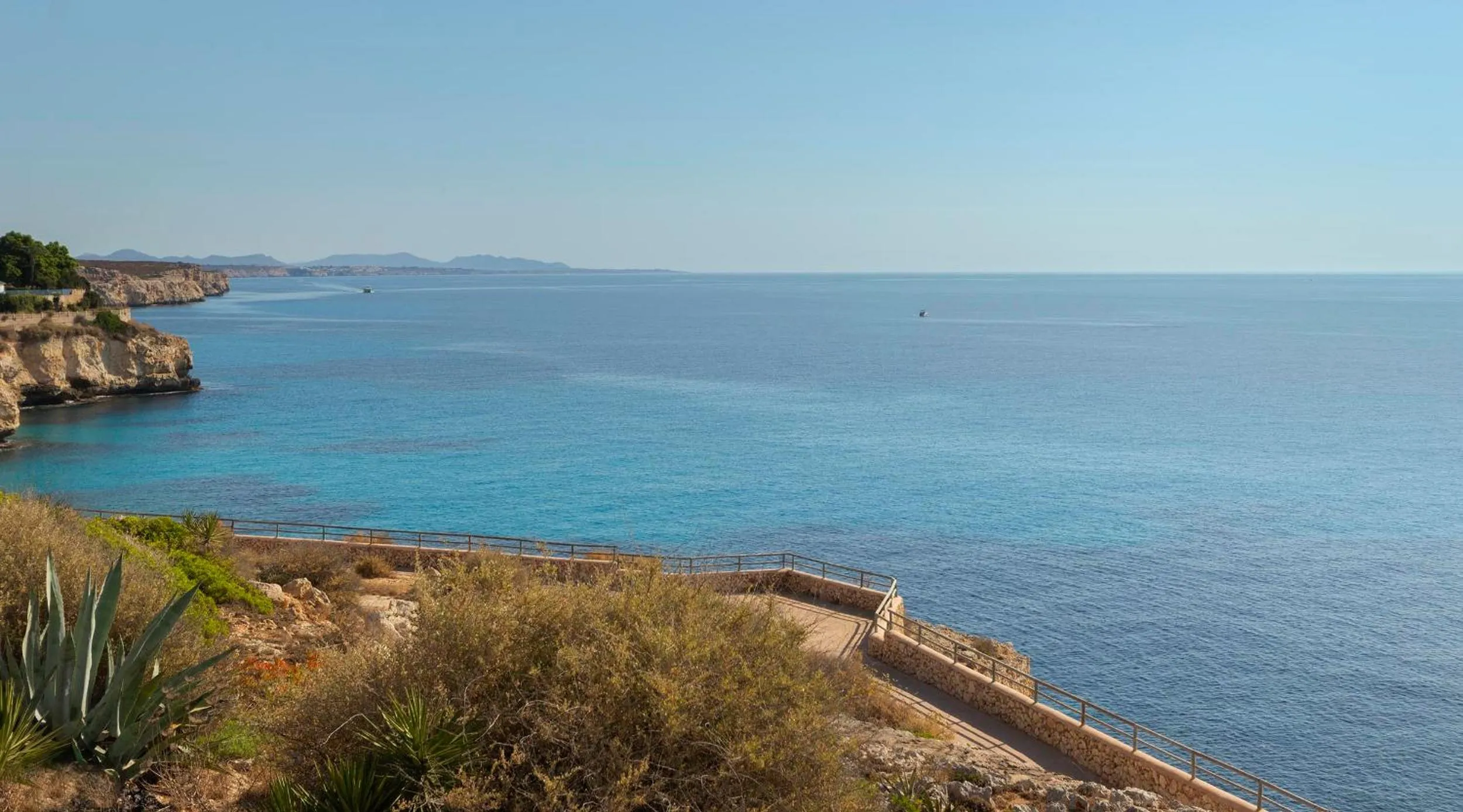 Nearby landmark in Hotel Palia Maria Eugenia