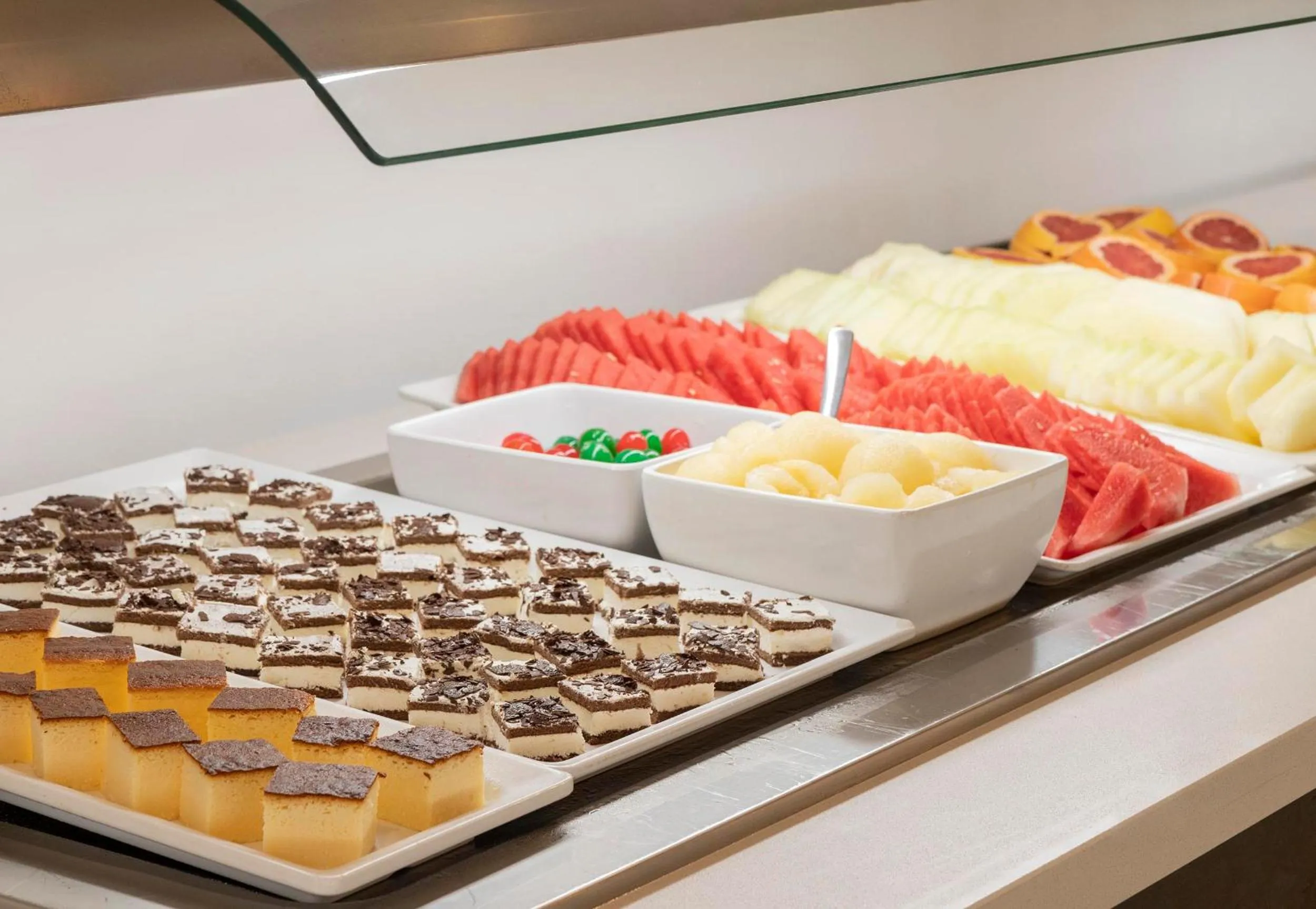 Restaurant/places to eat in Hotel Palia Maria Eugenia