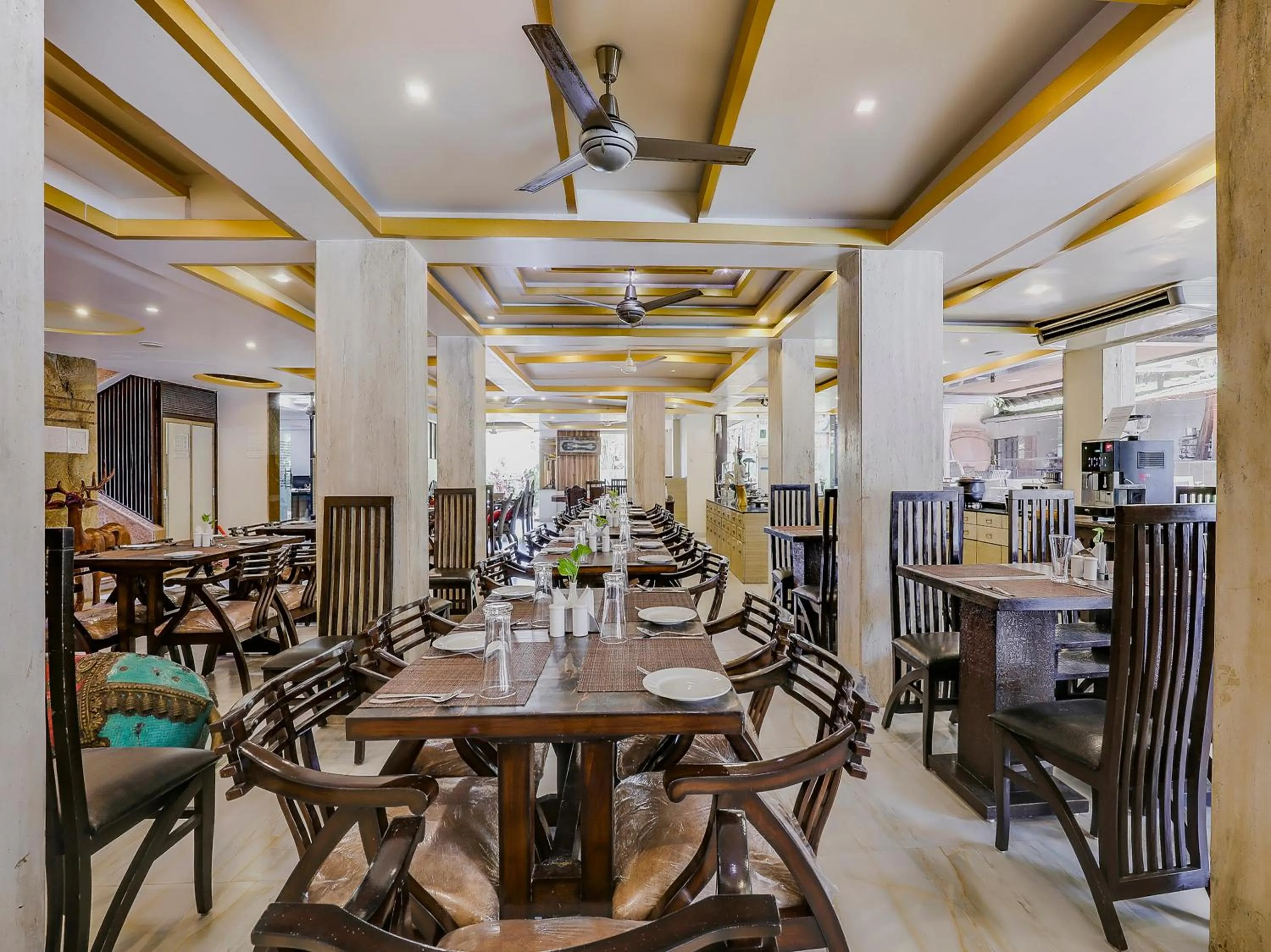 Restaurant/places to eat in Grandeur De Sanchi- Luxury Beach Resort & Spa