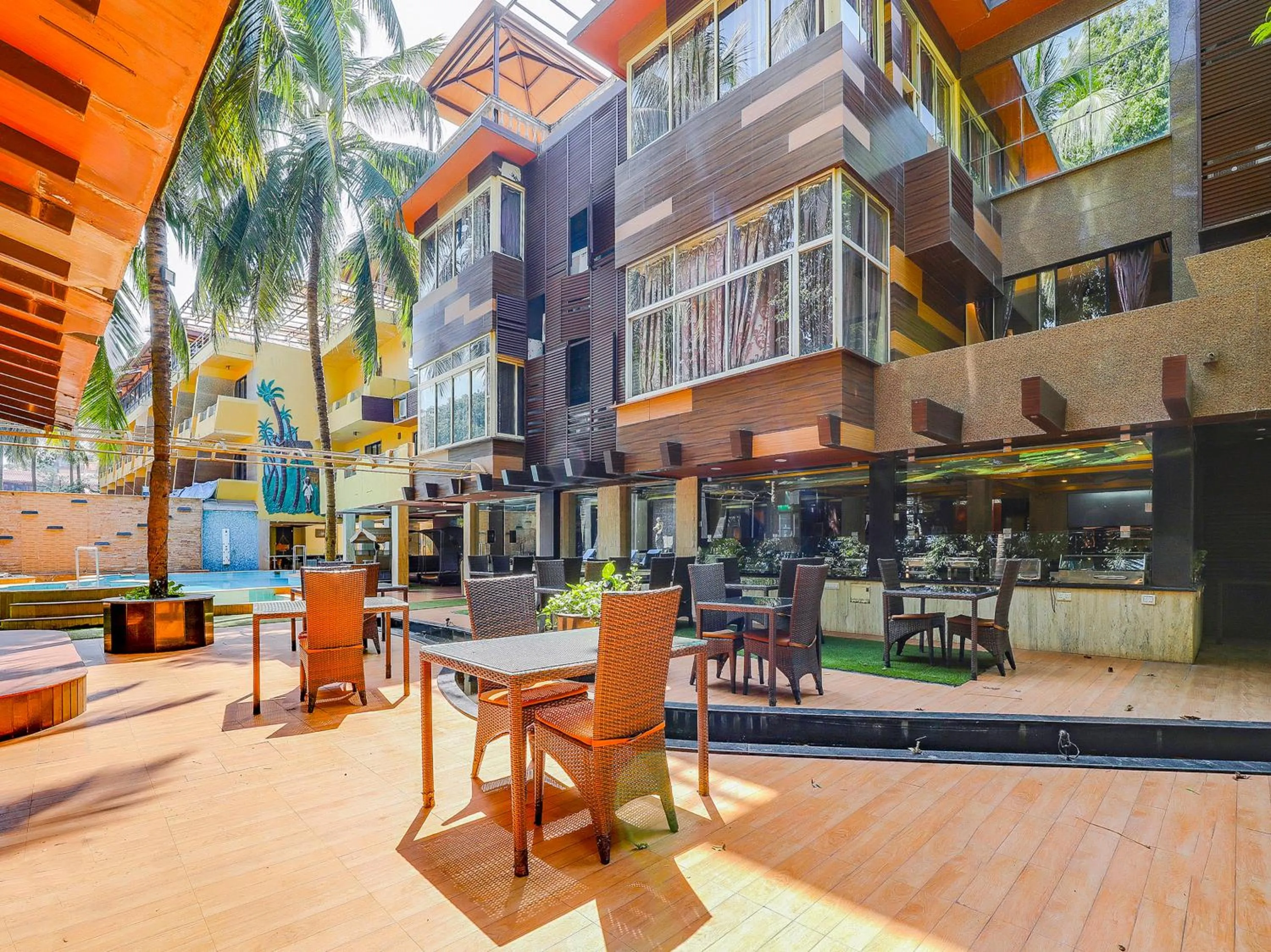 Swimming pool in Grandeur De Sanchi- Luxury Beach Resort & Spa