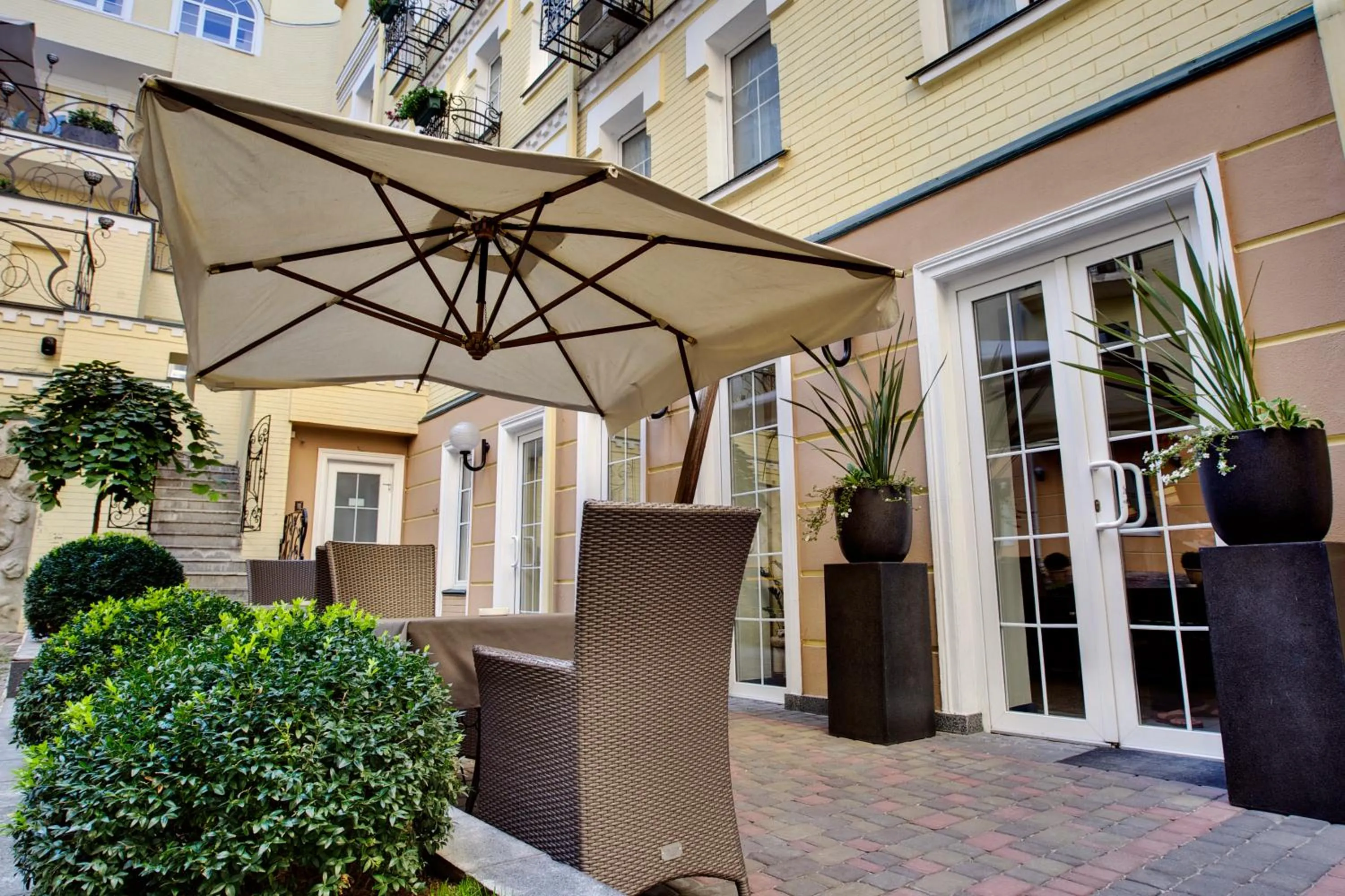 Facade/entrance in Vozdvyzhensky Boutique Hotel