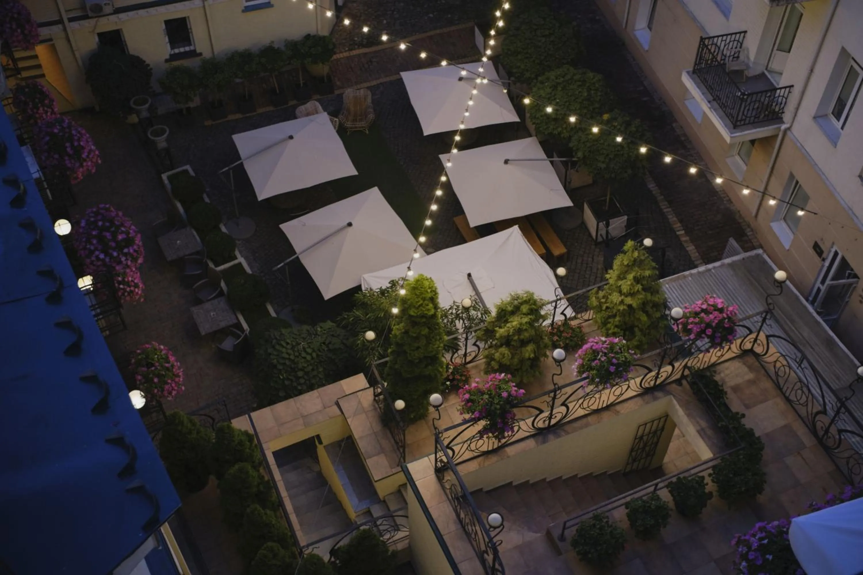 Patio in Vozdvyzhensky Boutique Hotel