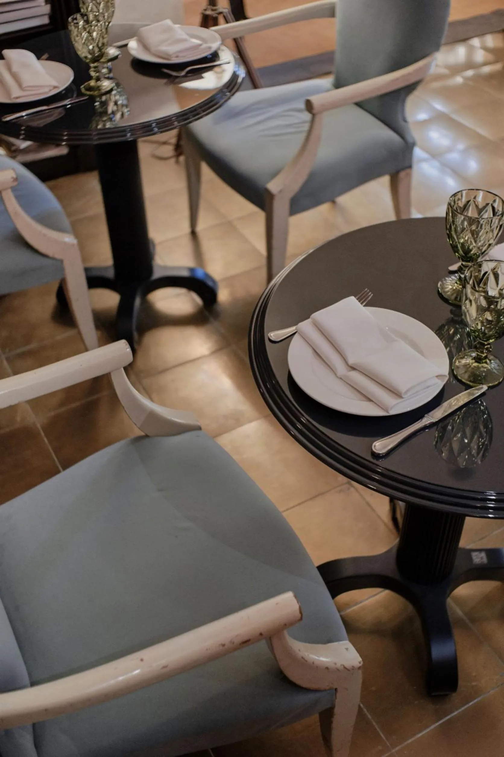 Restaurant/places to eat in Vozdvyzhensky Boutique Hotel