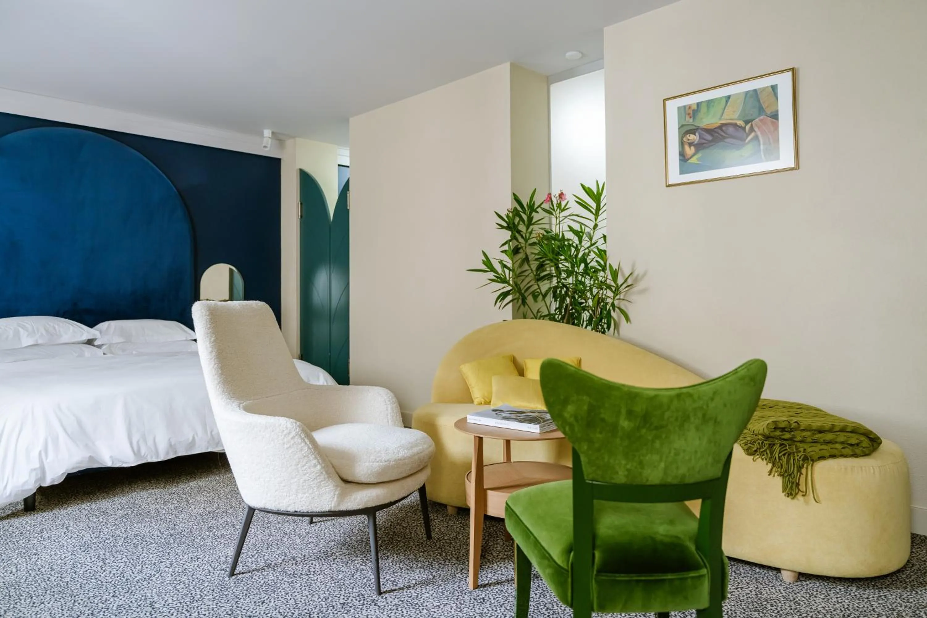 Bedroom, Bed in Vozdvyzhensky Boutique Hotel