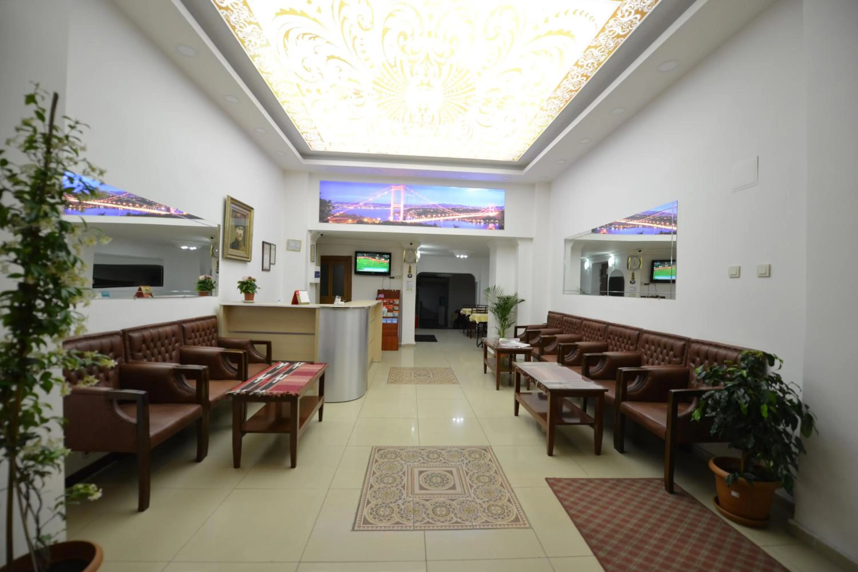 Facade/entrance in Birol Hotel