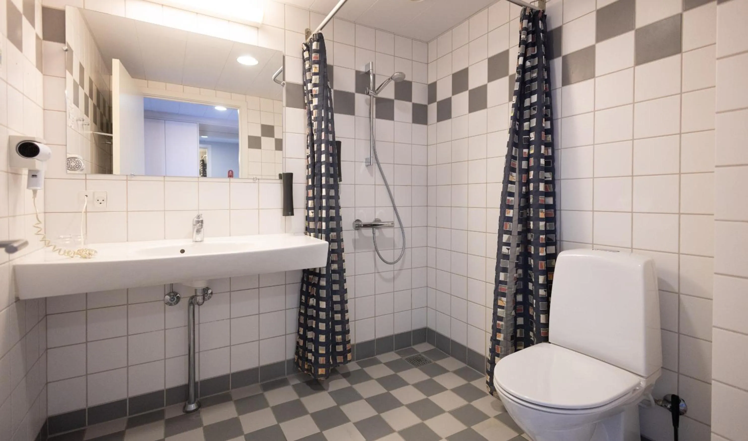 Bathroom in Milling Hotel Søpark