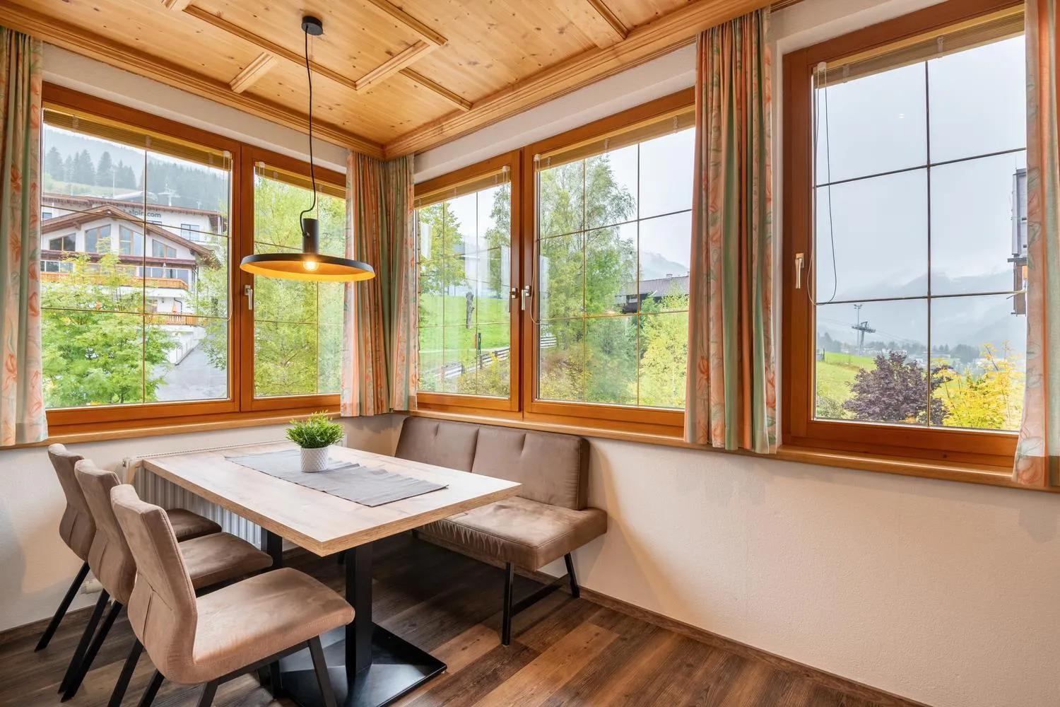Seating area in Aparthotel Tyrol