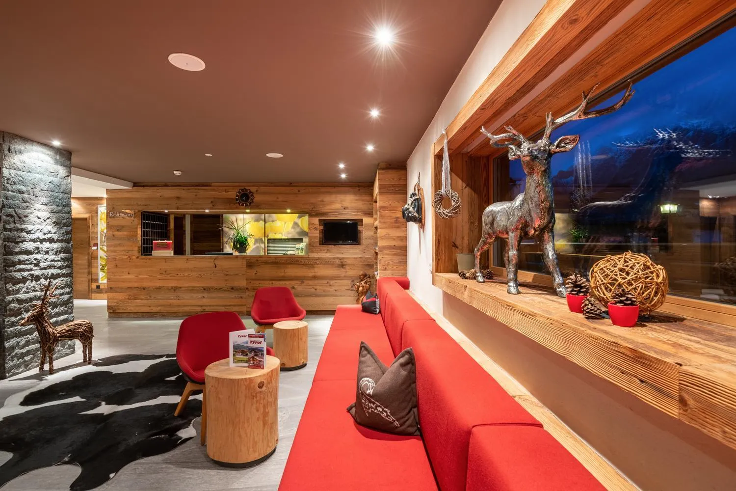 Lobby or reception in Aparthotel Tyrol