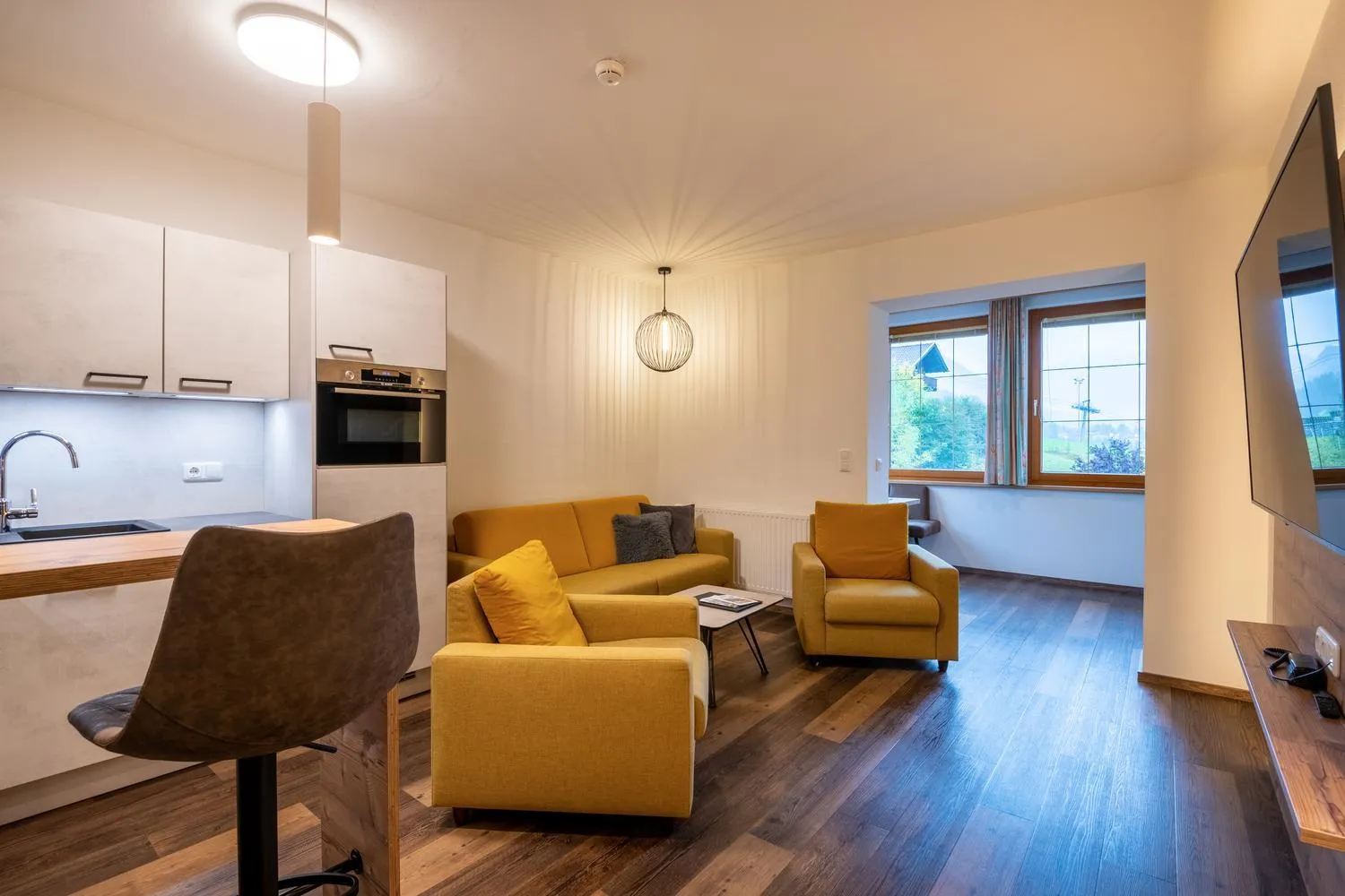 TV and multimedia in Aparthotel Tyrol