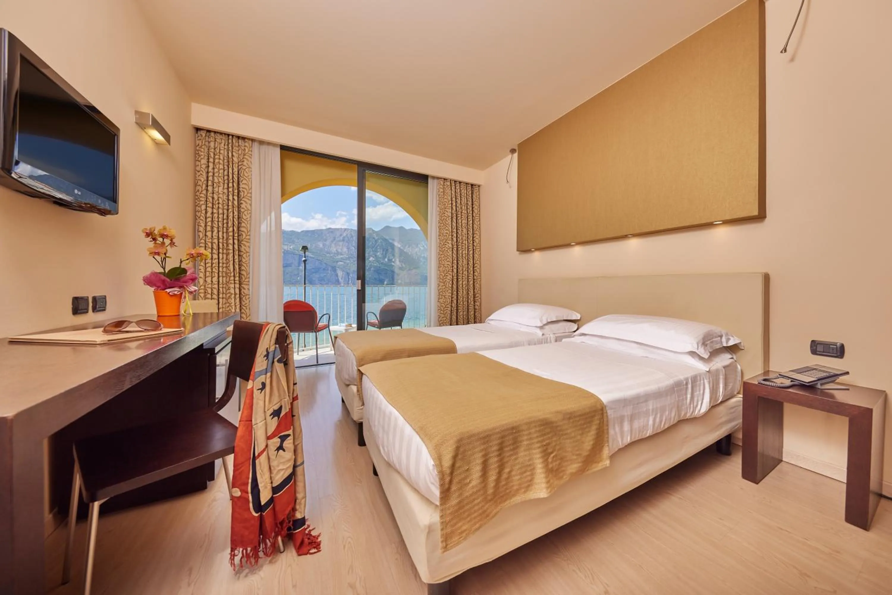 Photo of the whole room, Bed in Hotel Europa