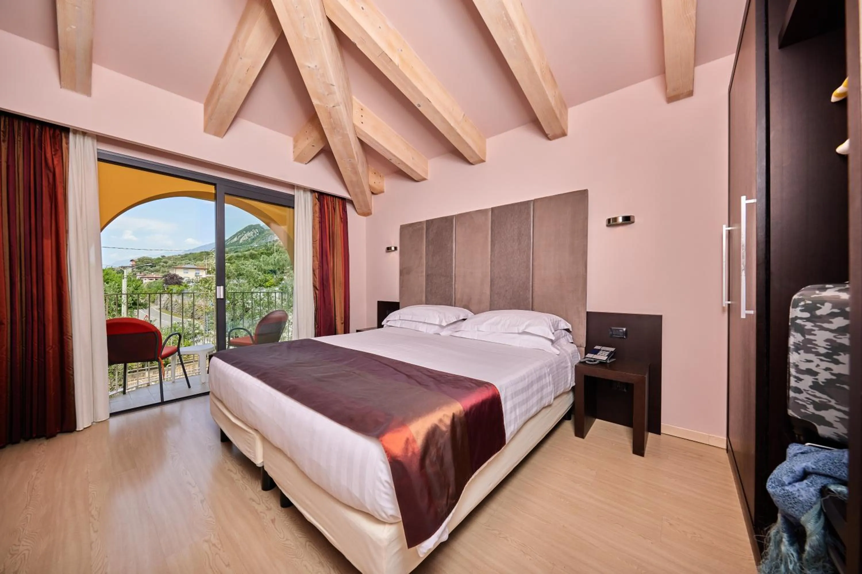 Photo of the whole room, Bed in Hotel Europa