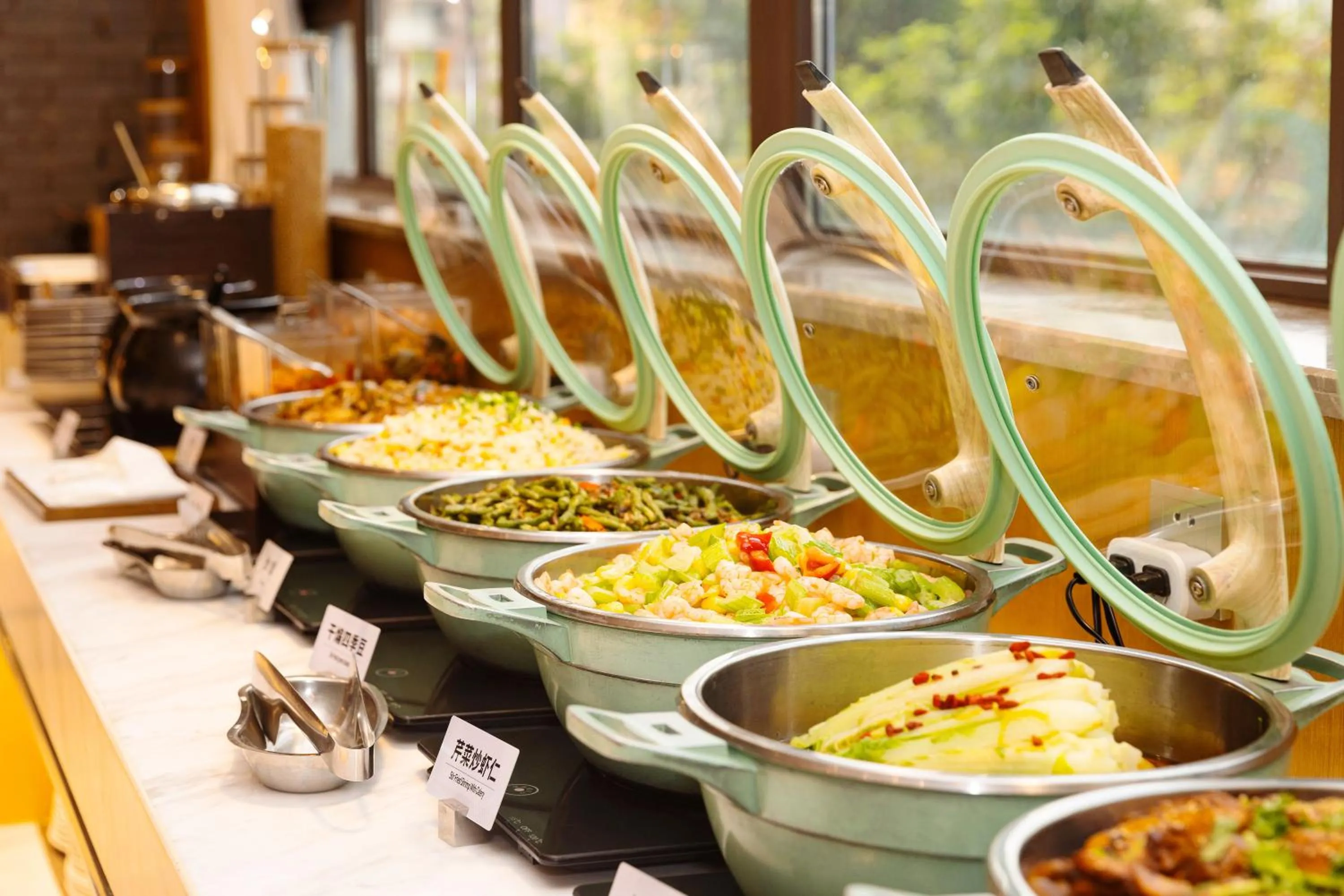 Restaurant/places to eat in Atour Hotel Chongqing Jiefangbei