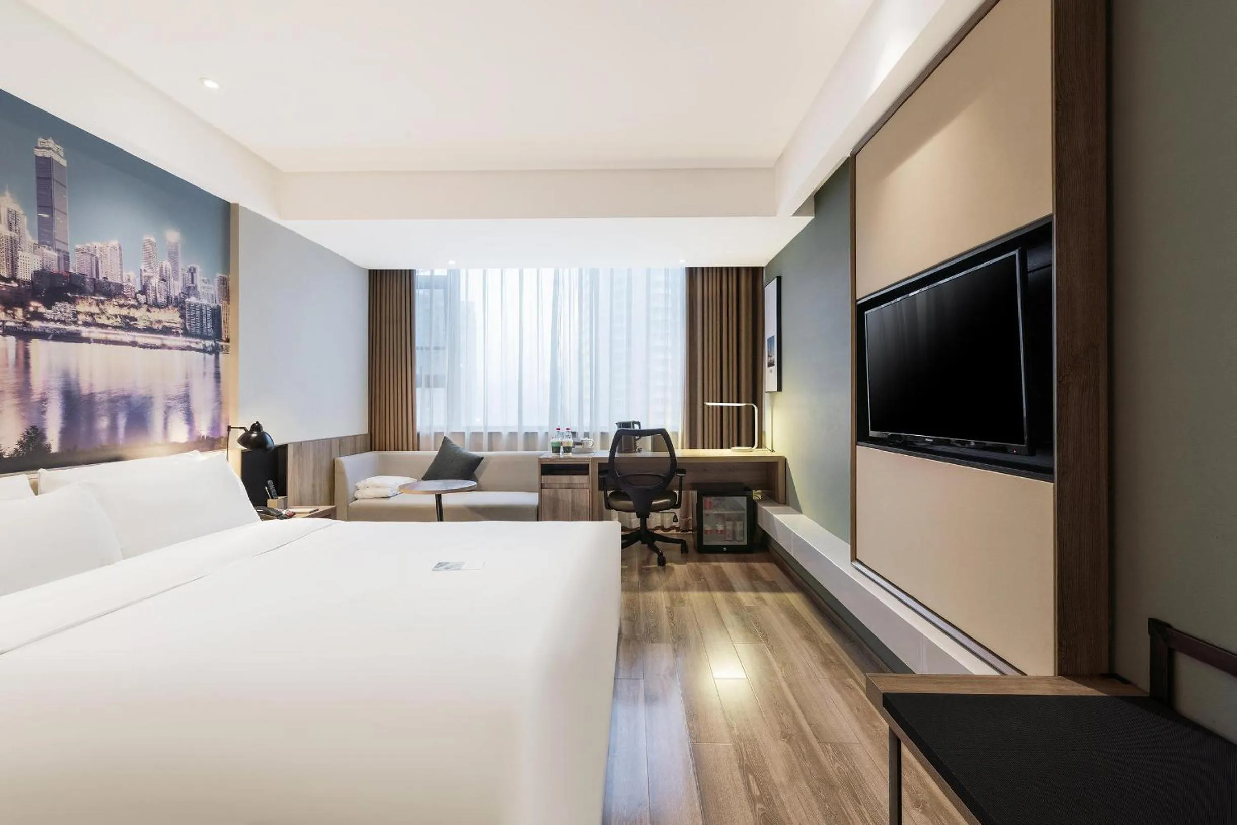 Bed in Atour Hotel Chongqing Jiefangbei