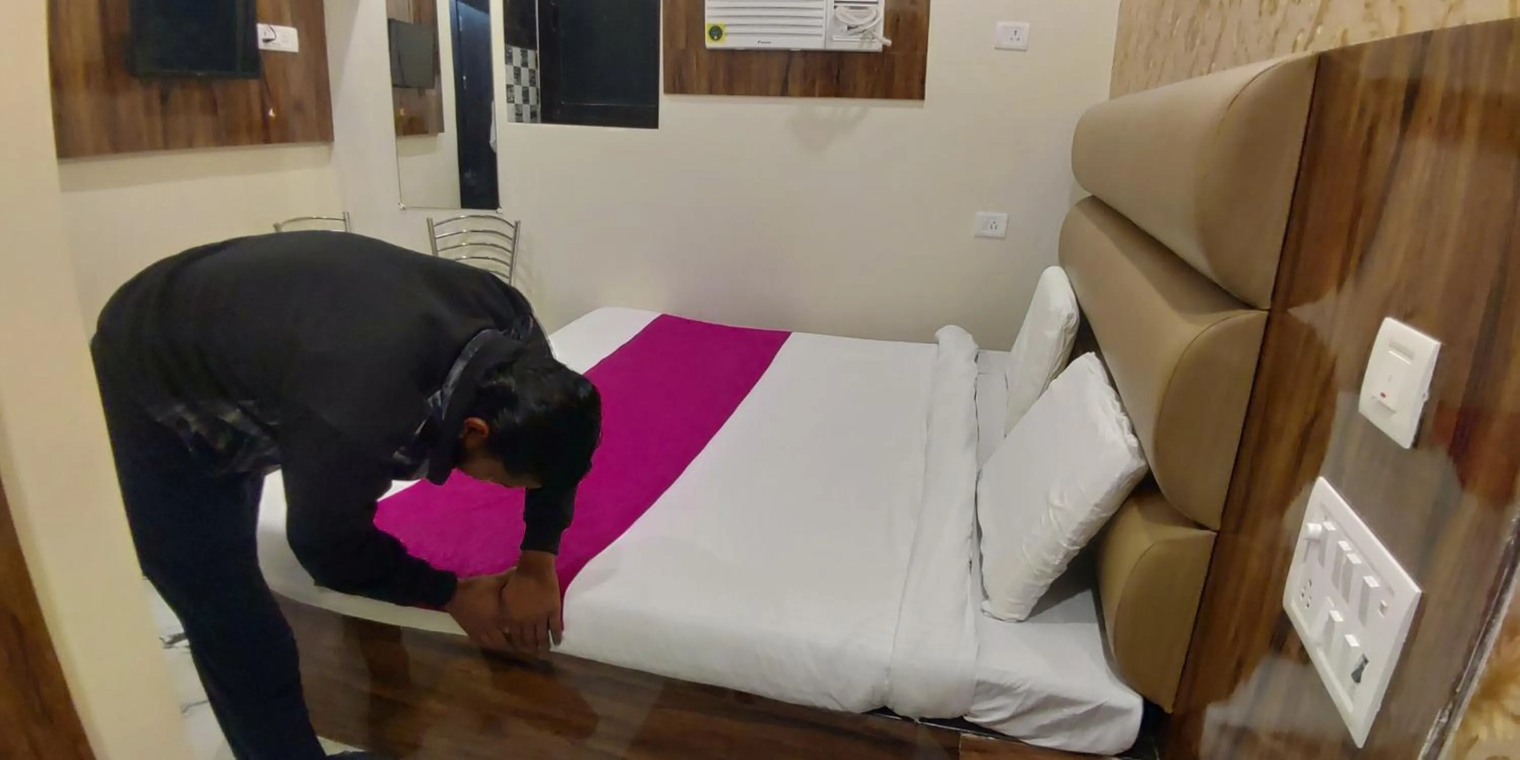 Staff, Bed in City Hotel