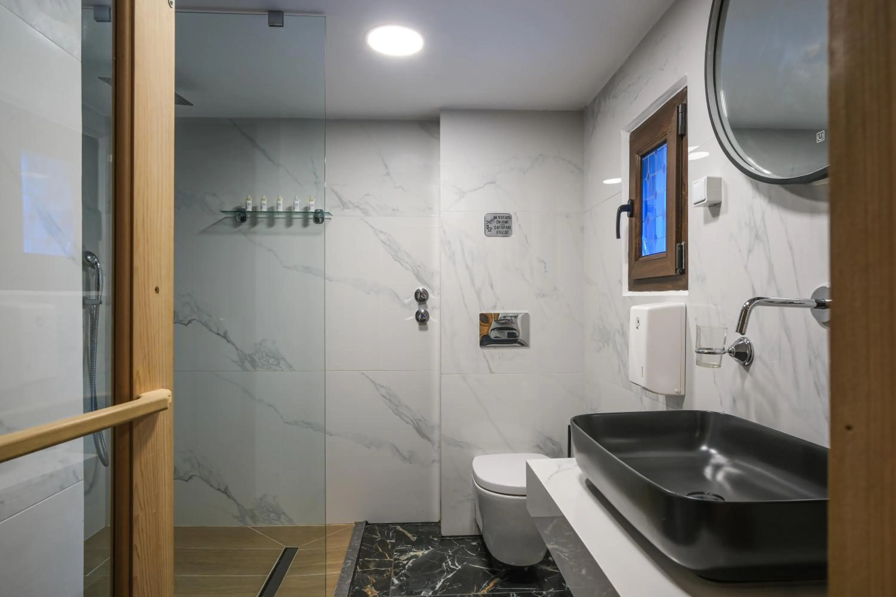 Shower in Pindos Resort