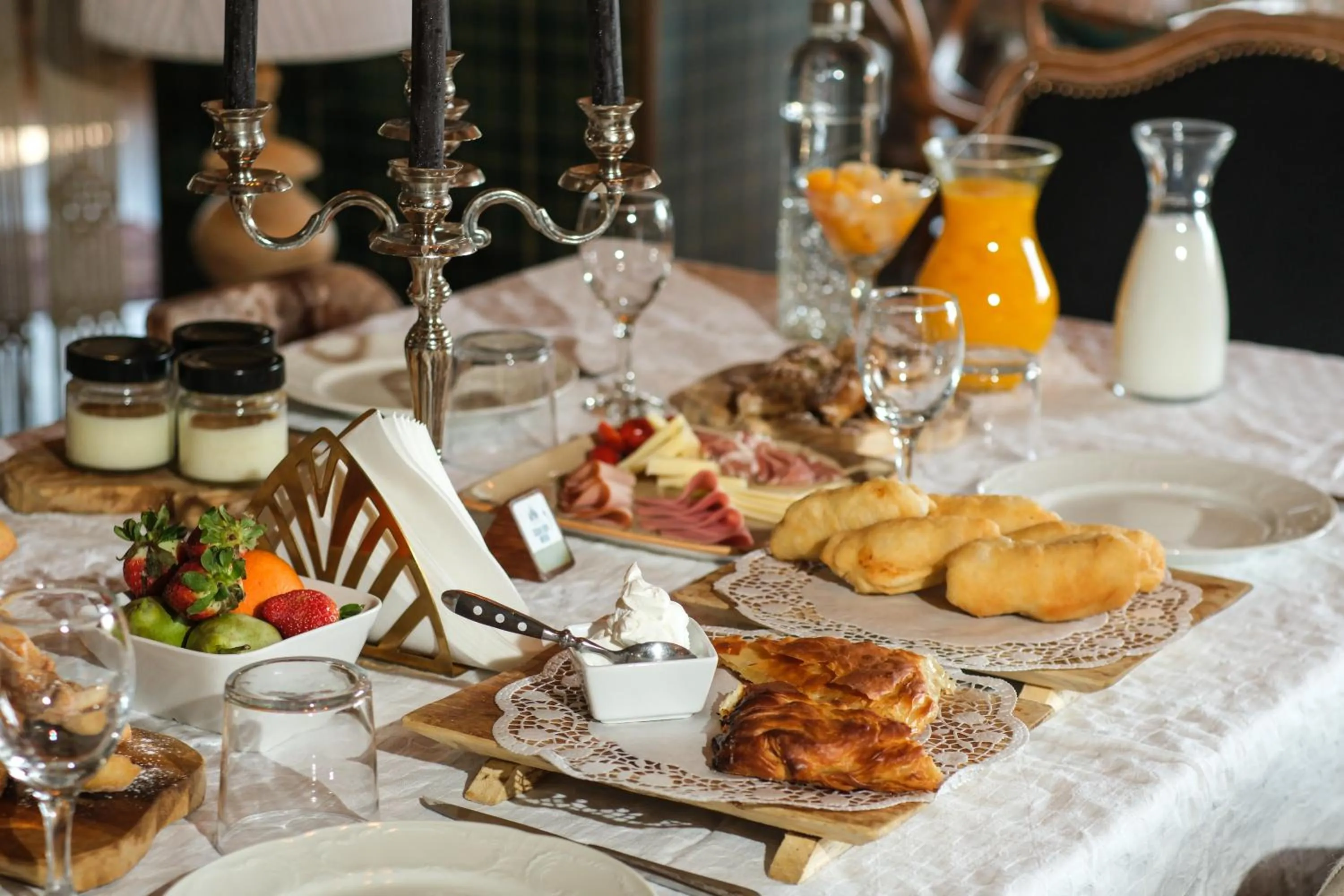 Restaurant/places to eat in Pindos Resort