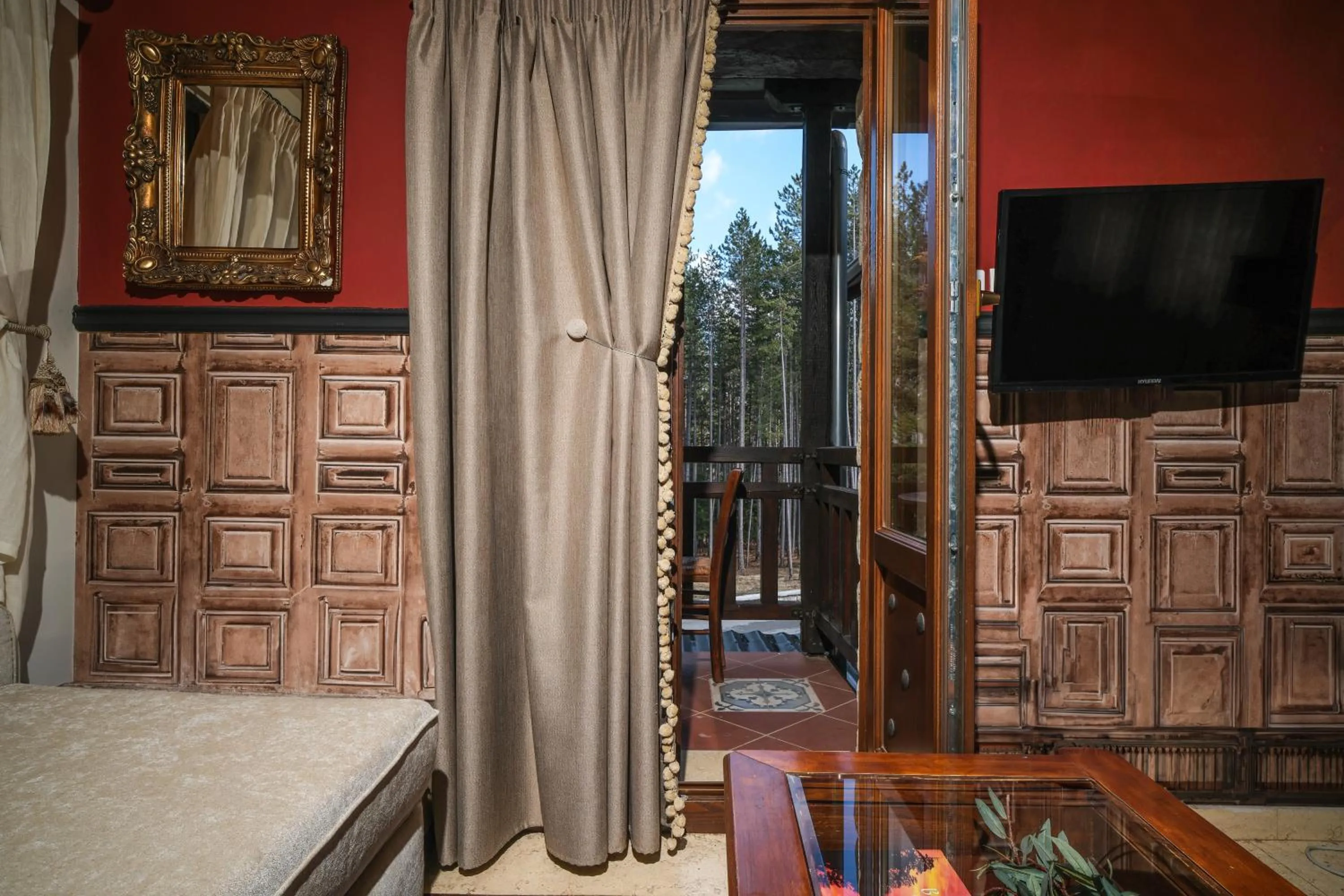 Living room, Bed in Pindos Resort