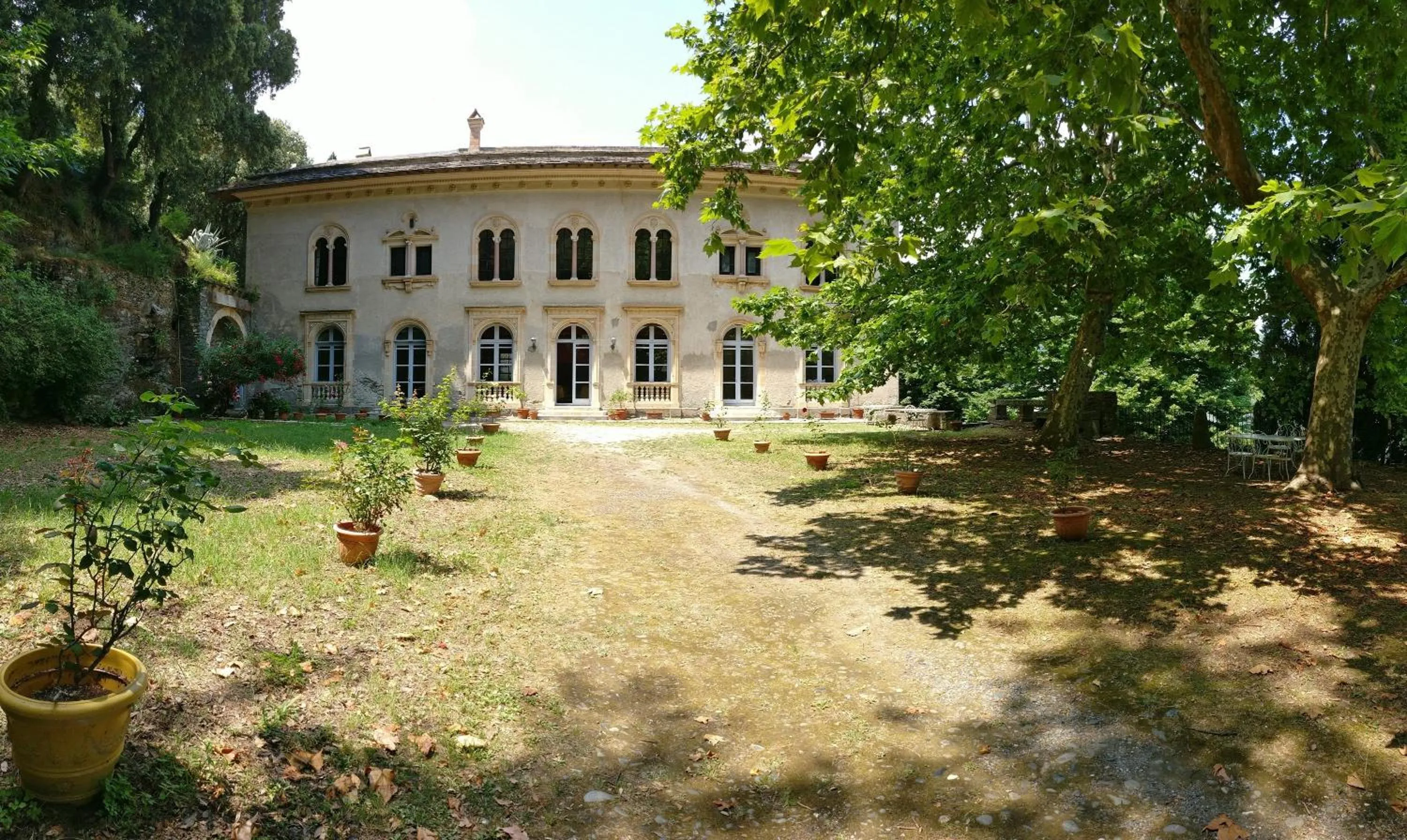Facade/entrance in CHÂTEAU CAGNINACCI B&B