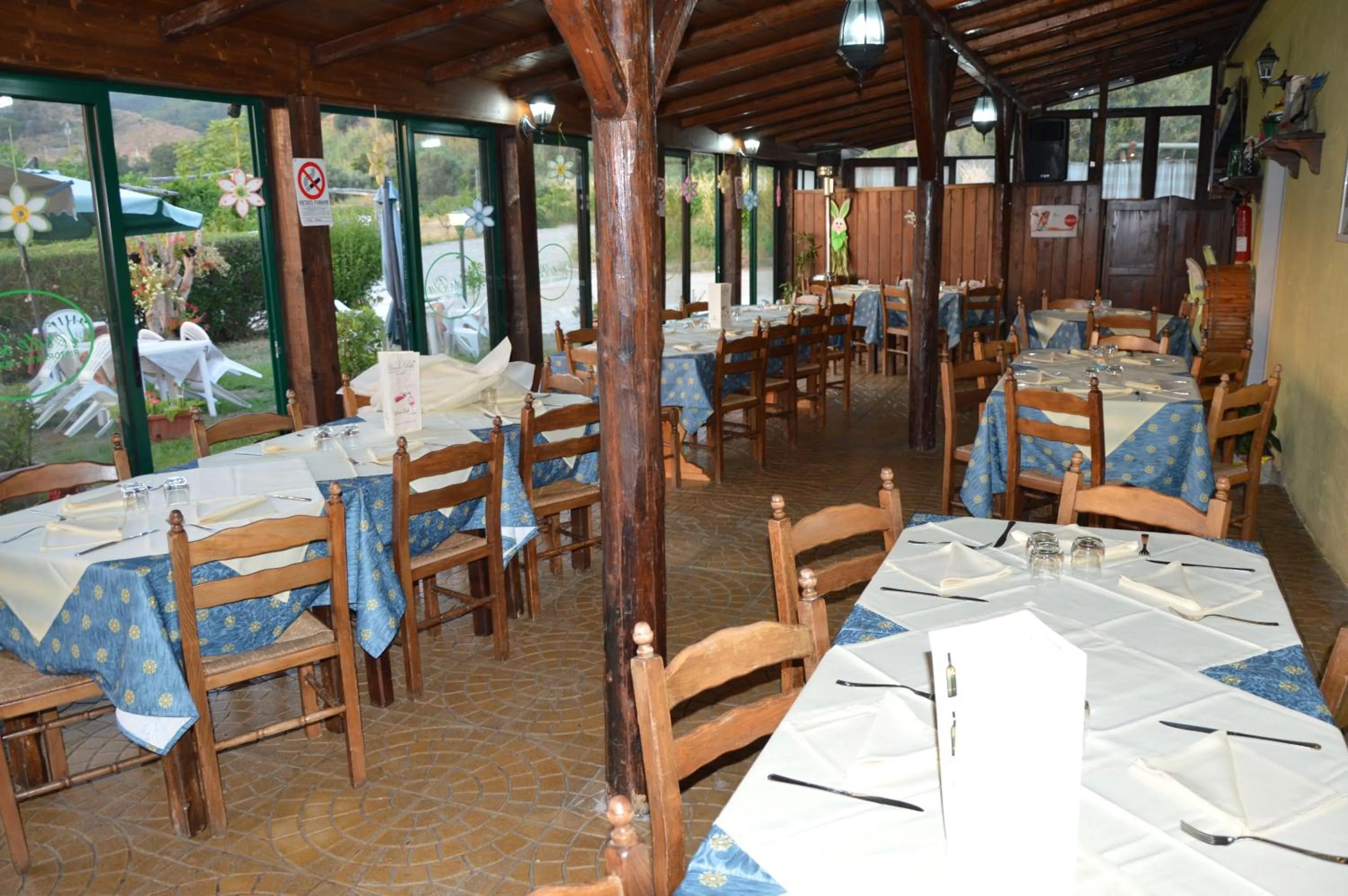 Restaurant/places to eat in Residence Verde Blu