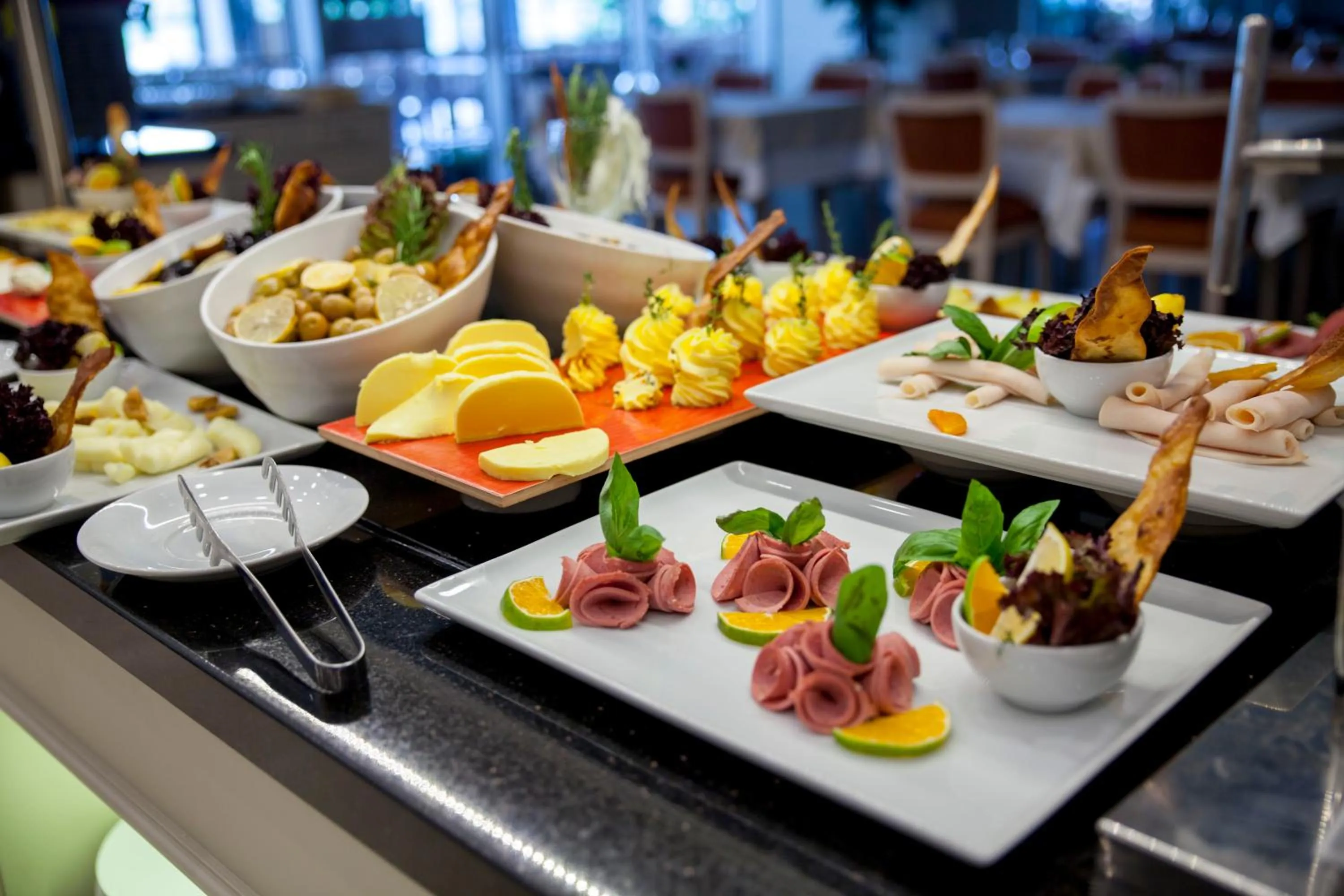 Buffet breakfast in Hm Commerce Hotel