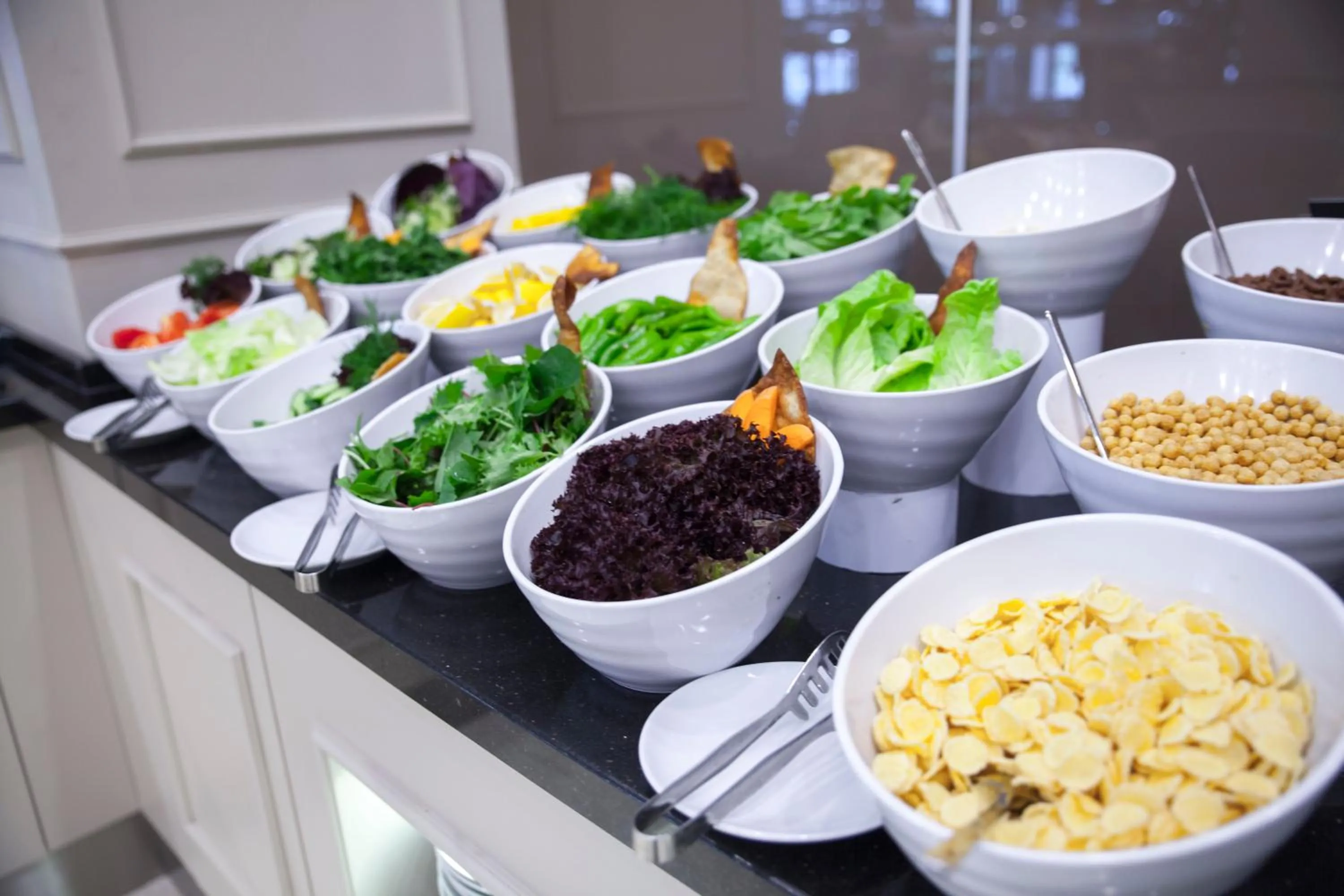 Buffet breakfast in Hm Commerce Hotel