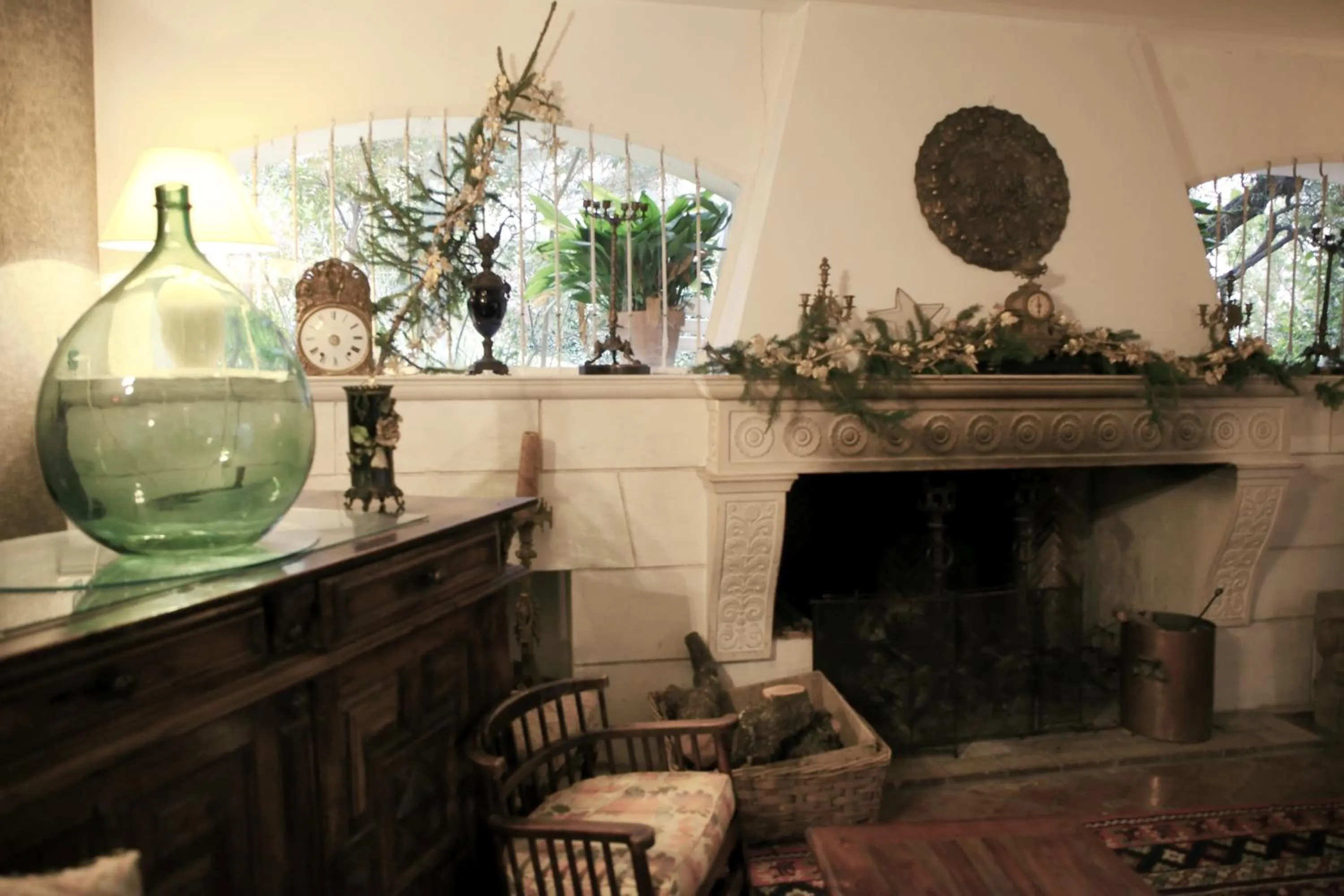 Decorative detail in Auberge De La Madone