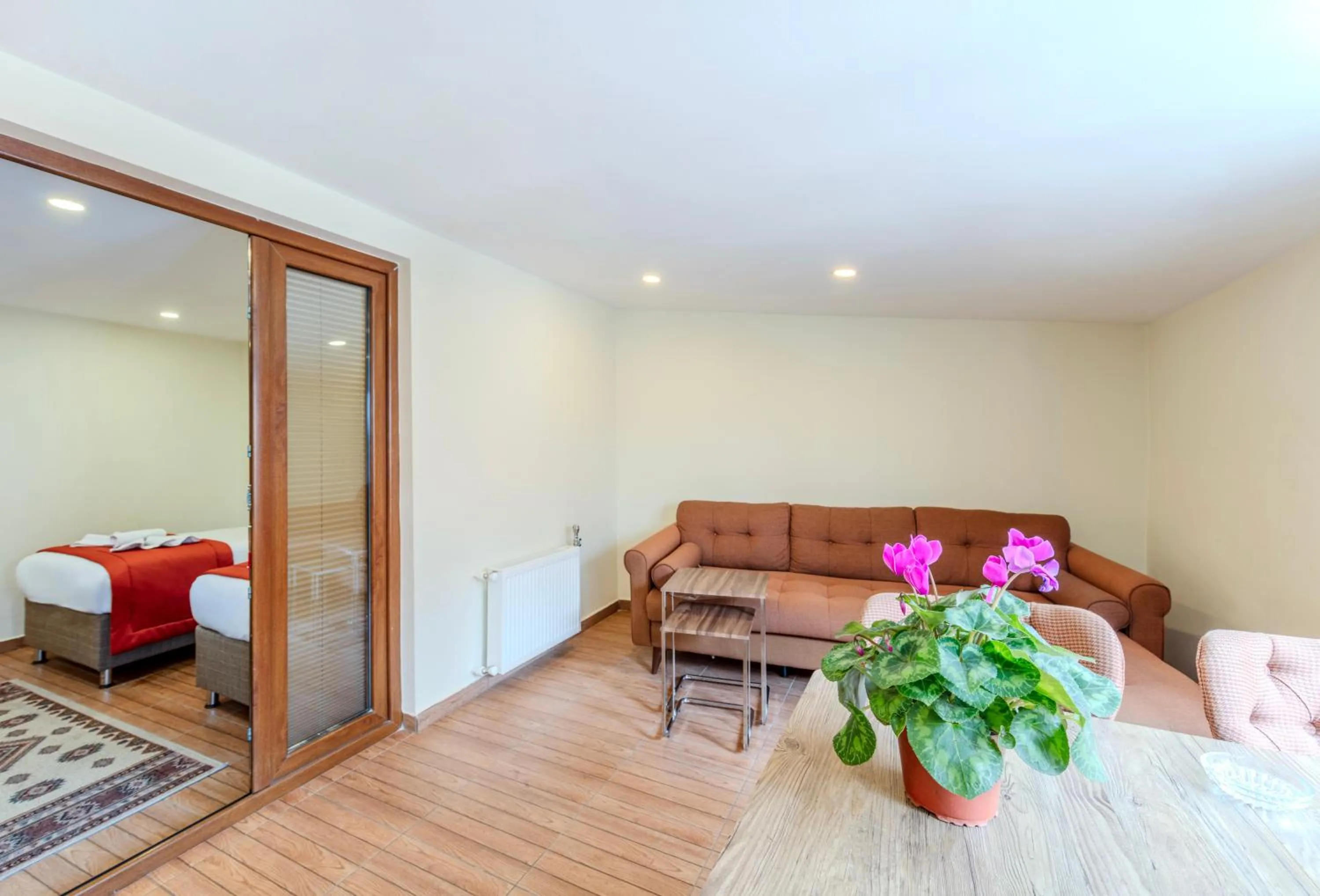 Seating area, Bed in Hotel Silviya