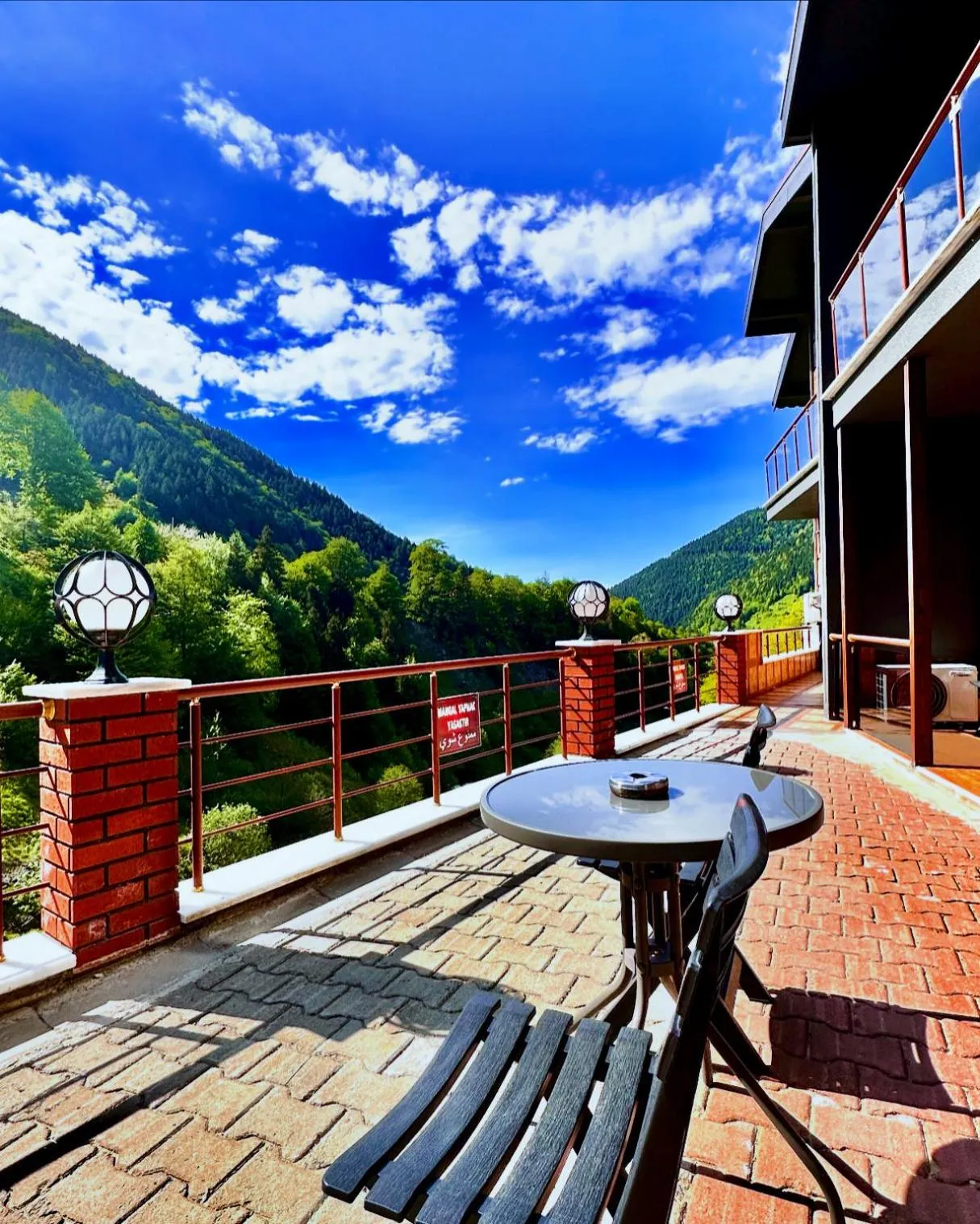 Property building in Green Cinar Apart