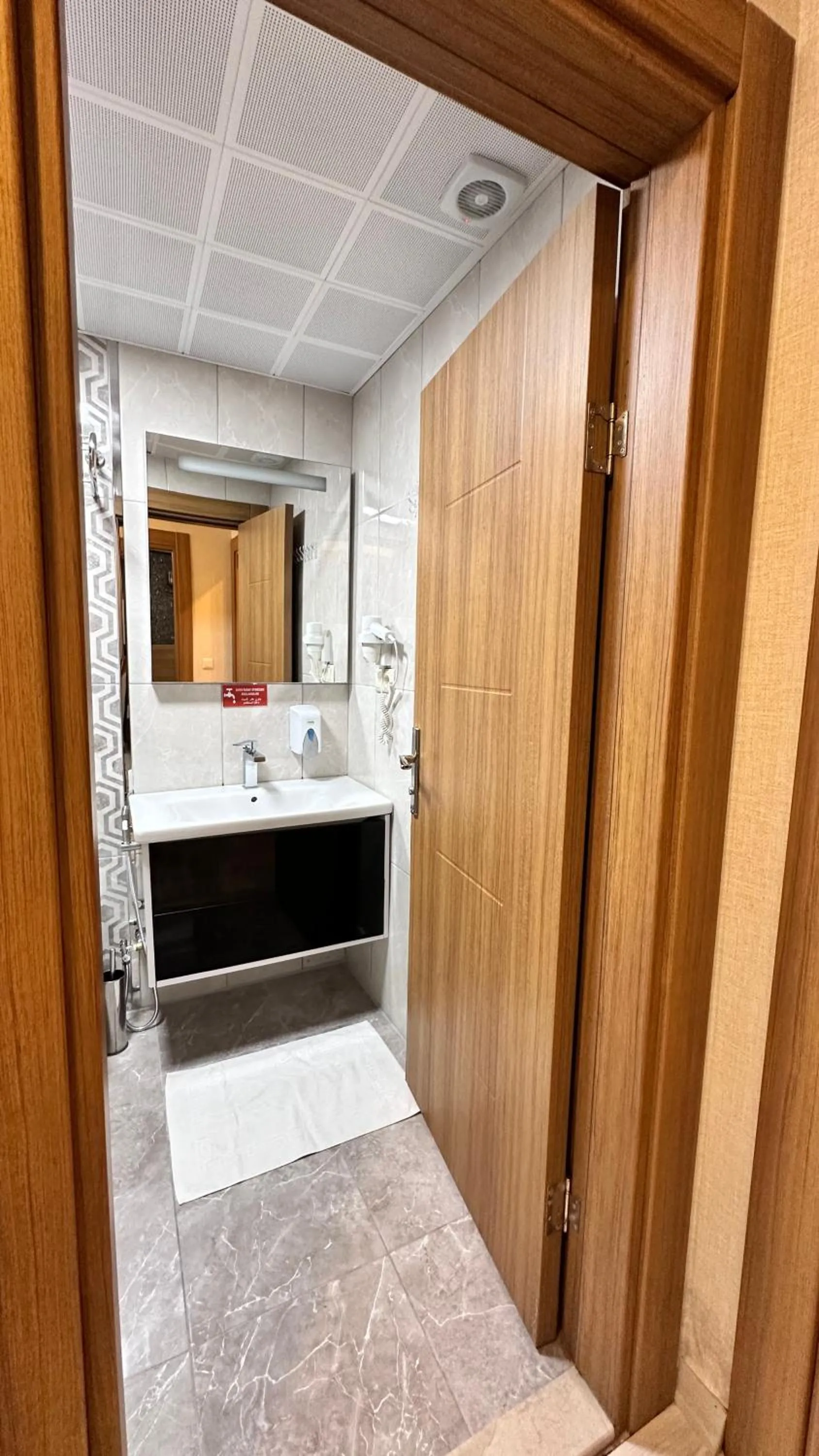 Bathroom in Green Cinar Apart