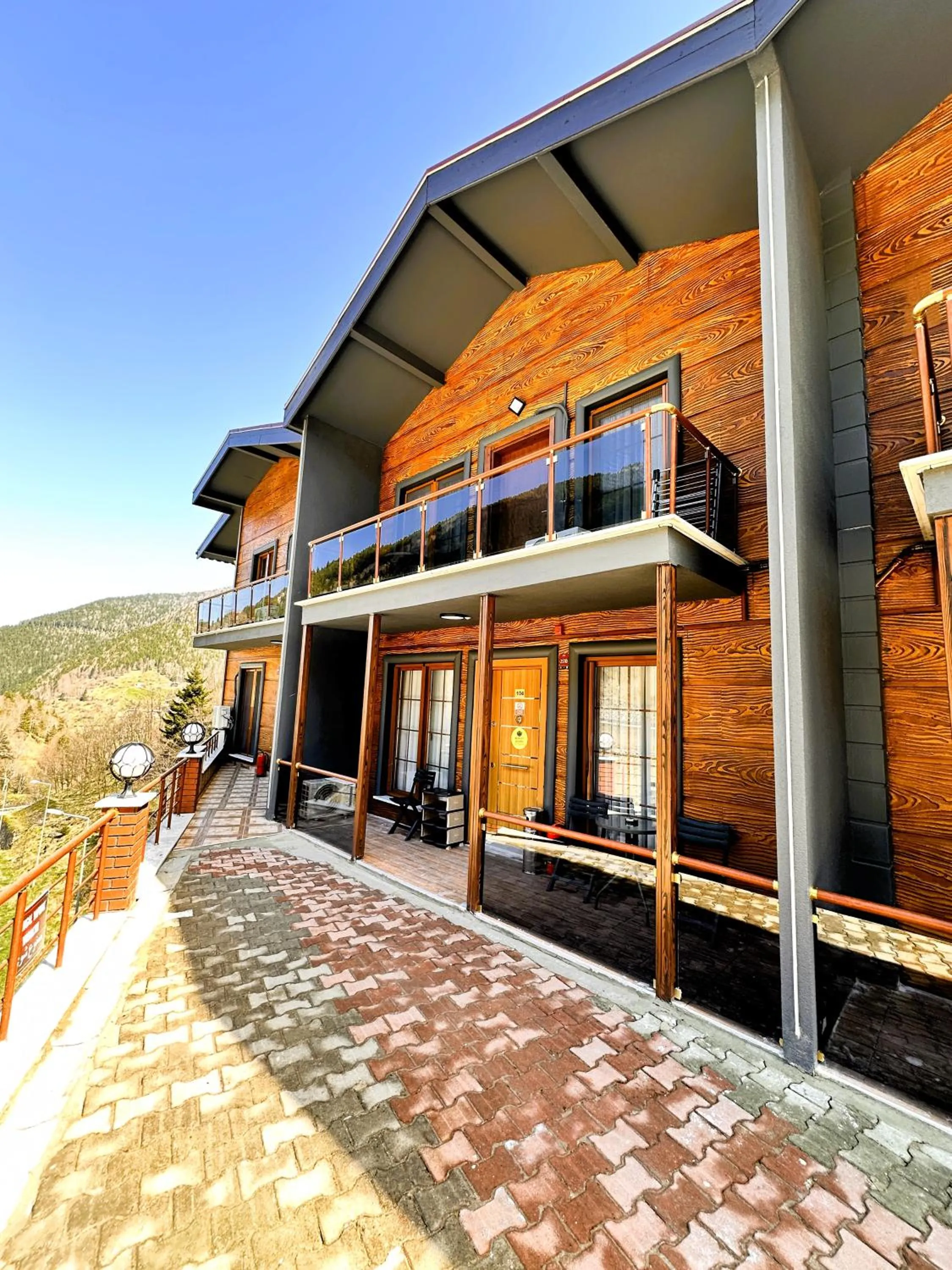 Property building in Green Cinar Apart