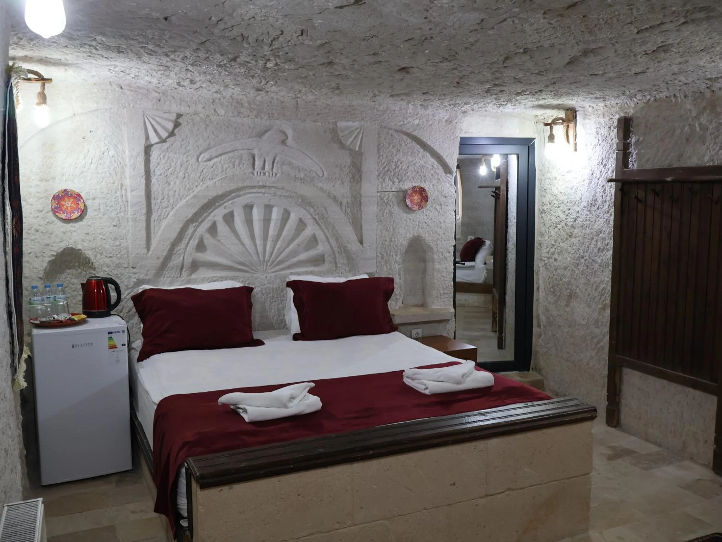 Bed in Seven Rock Cave Hotel