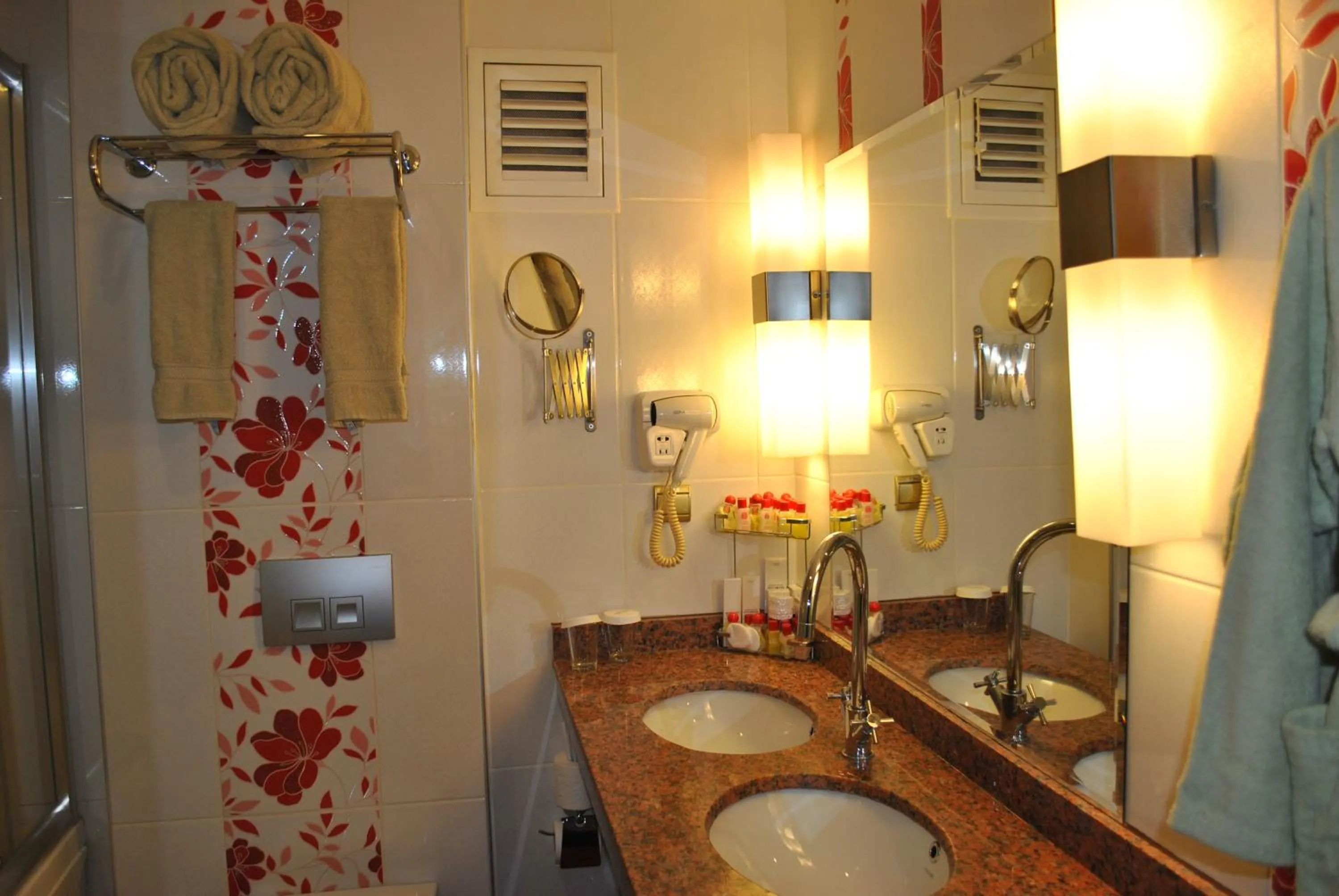 Bathroom in Akgun Hotel Beyazit