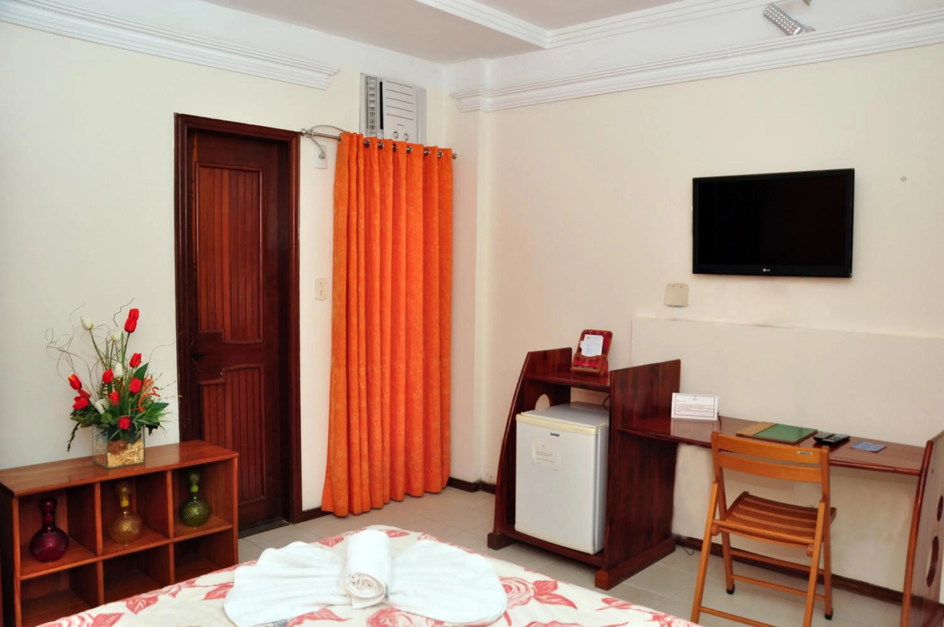 TV and multimedia in Machado´s Plaza Hotel