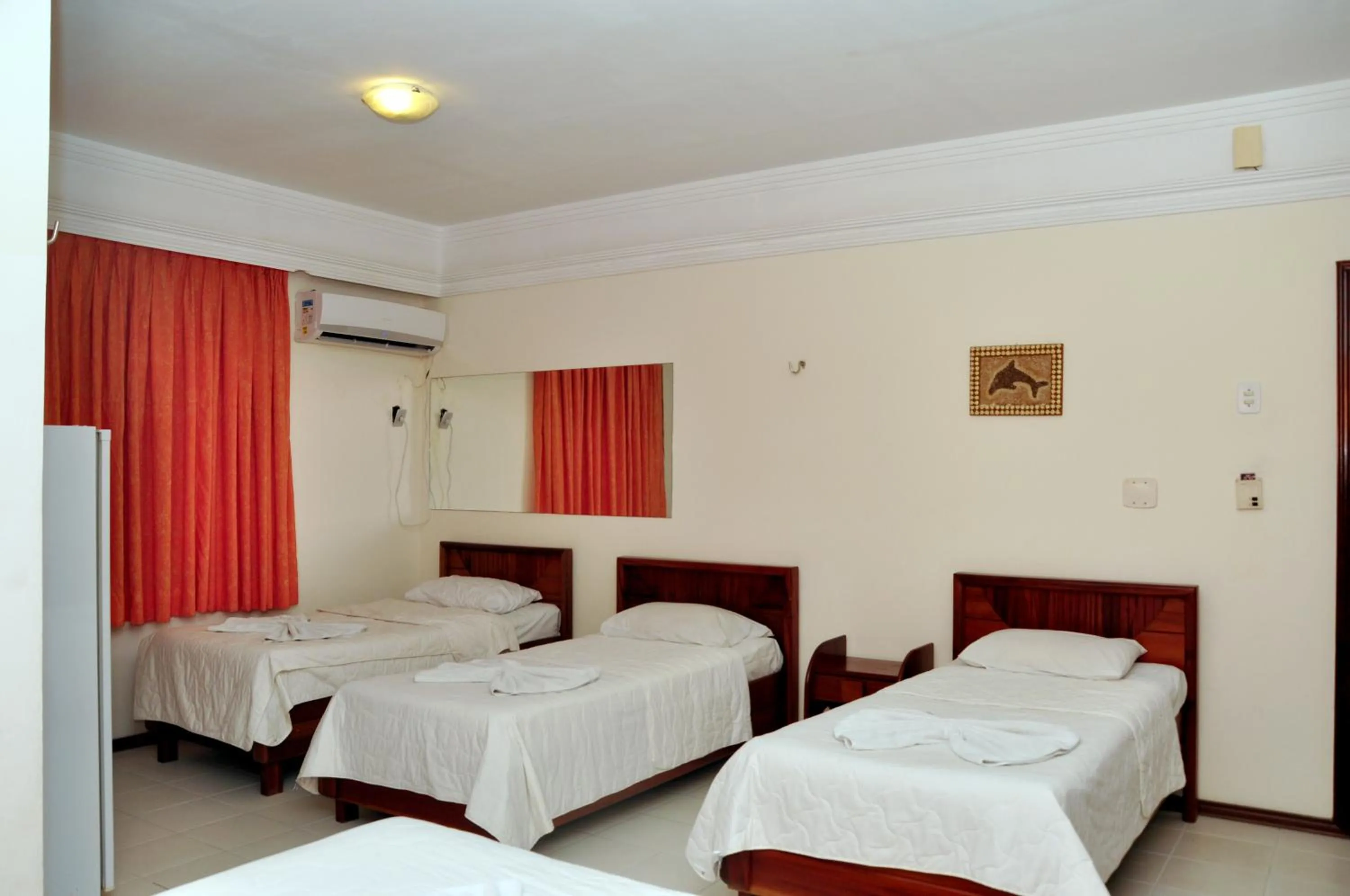 Photo of the whole room, Bed in Machado´s Plaza Hotel