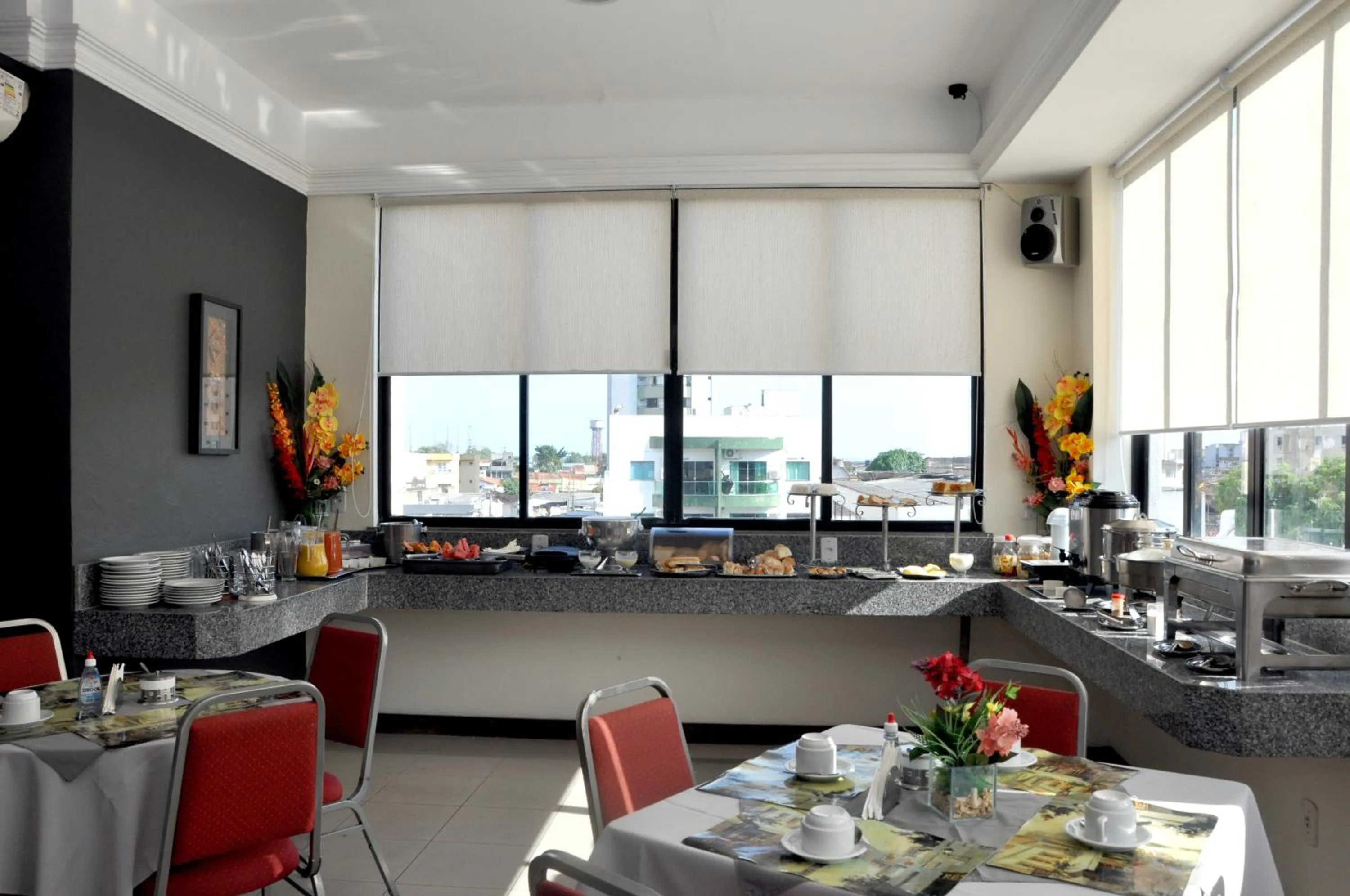 Breakfast in Machado´s Plaza Hotel