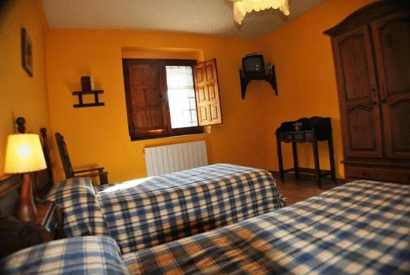 Photo of the whole room, Bed in La Trocha De Hoyorredondo