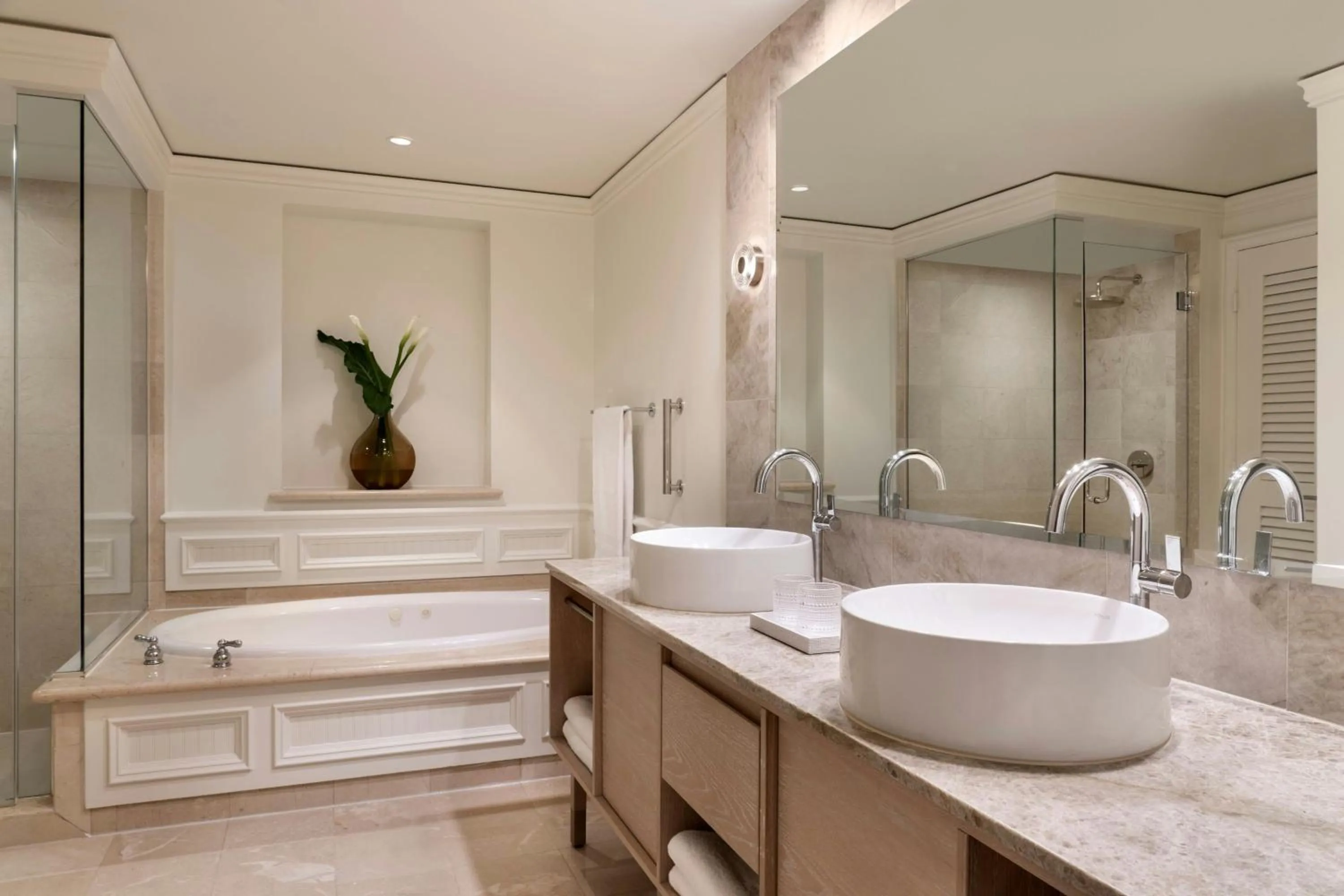 Photo of the whole room in The Ritz-Carlton Key Biscayne, Miami