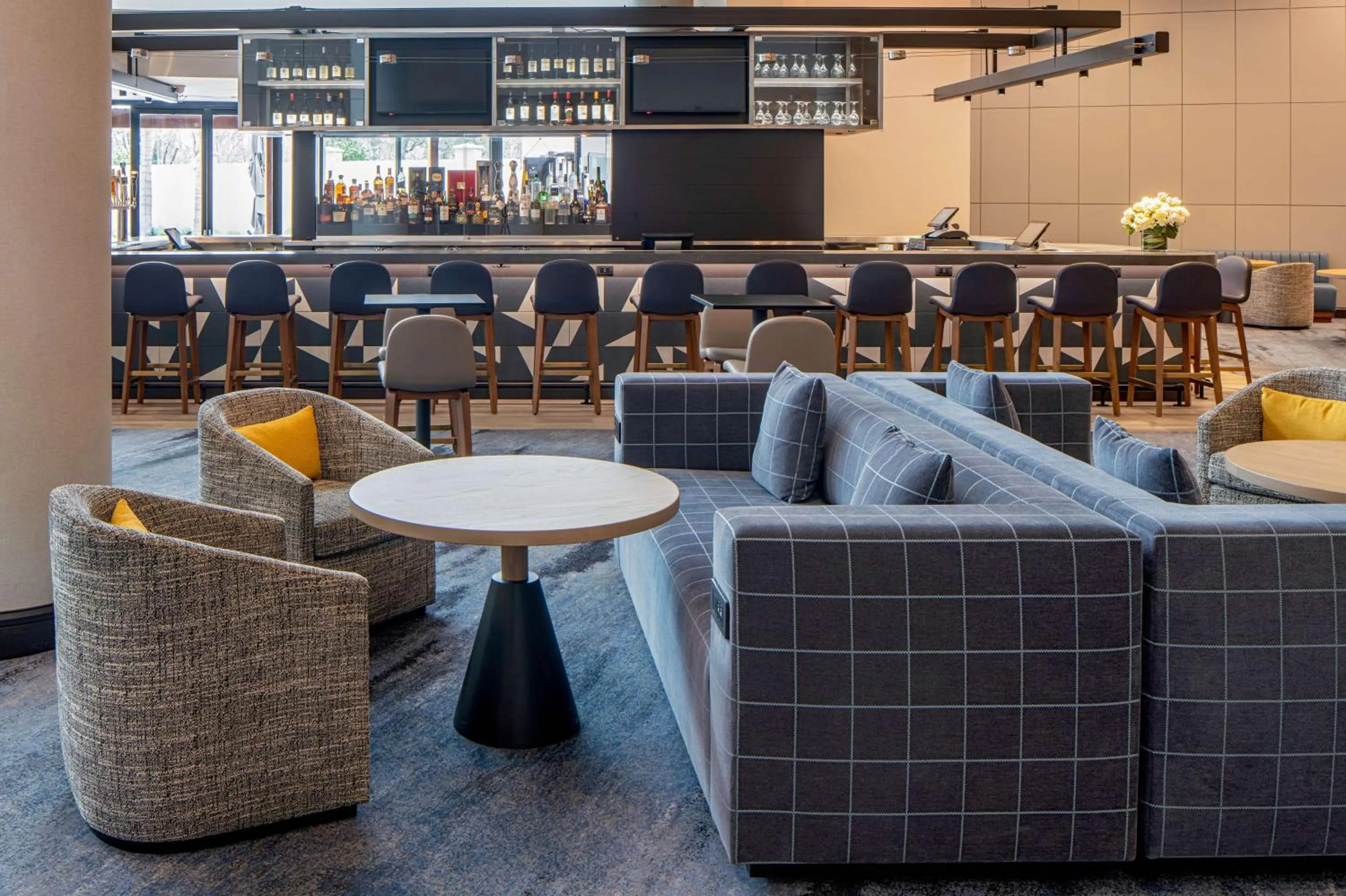 Lounge or bar in Hyatt Regency Santa Clara