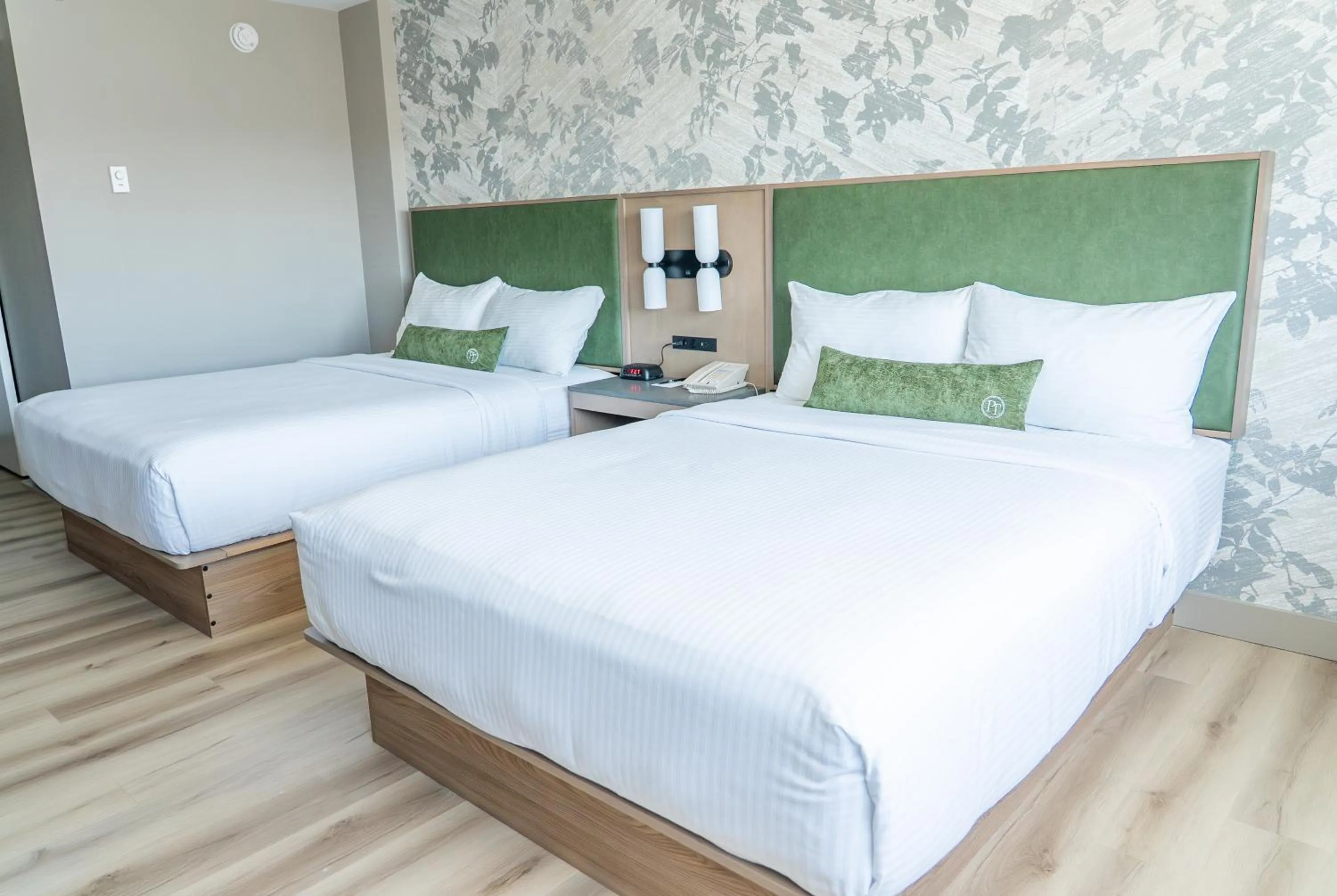 Bed in Park Town Hotel