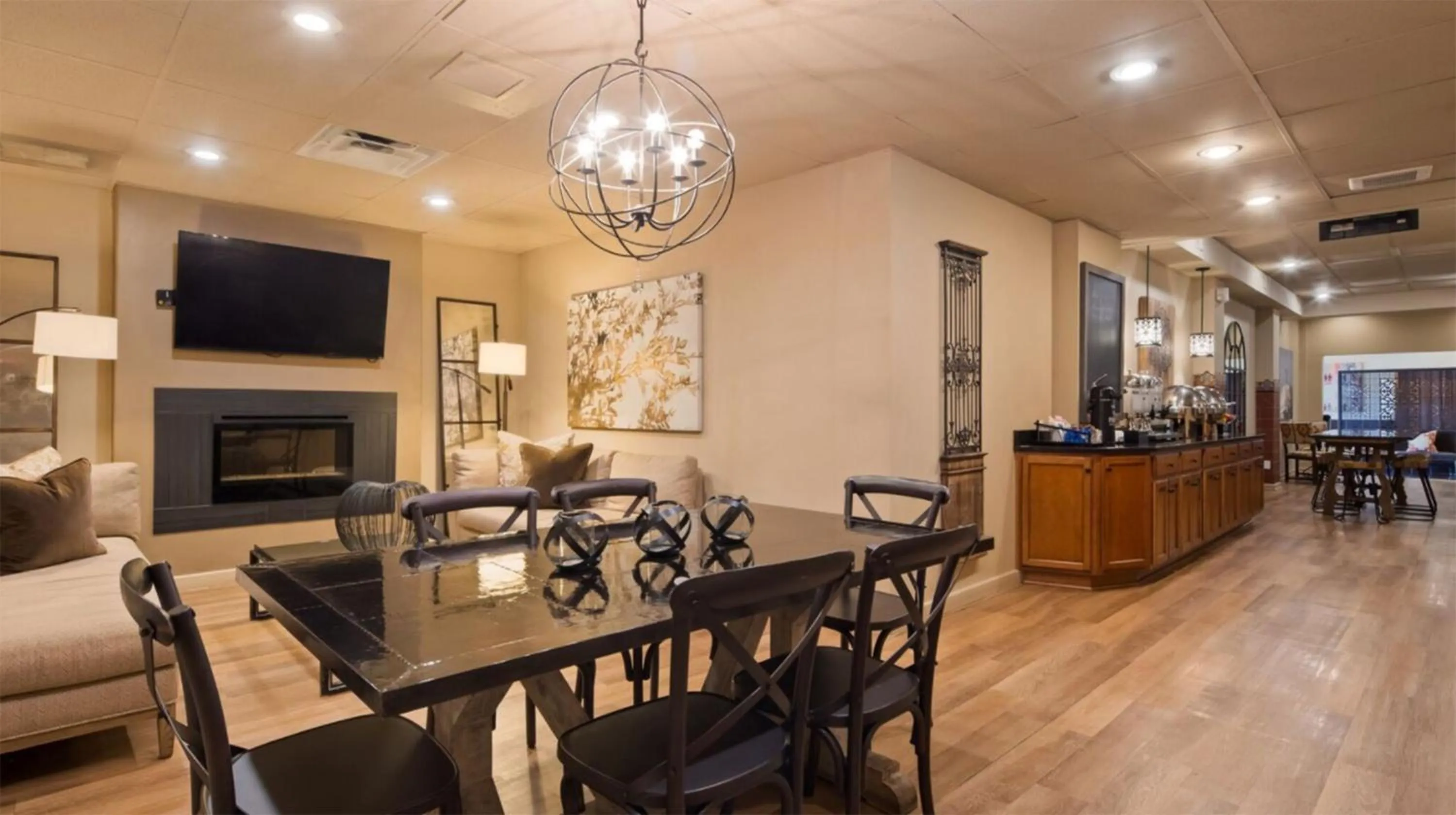 Property building in Seville Plaza Hotel, Trademark Collection by Wyndham