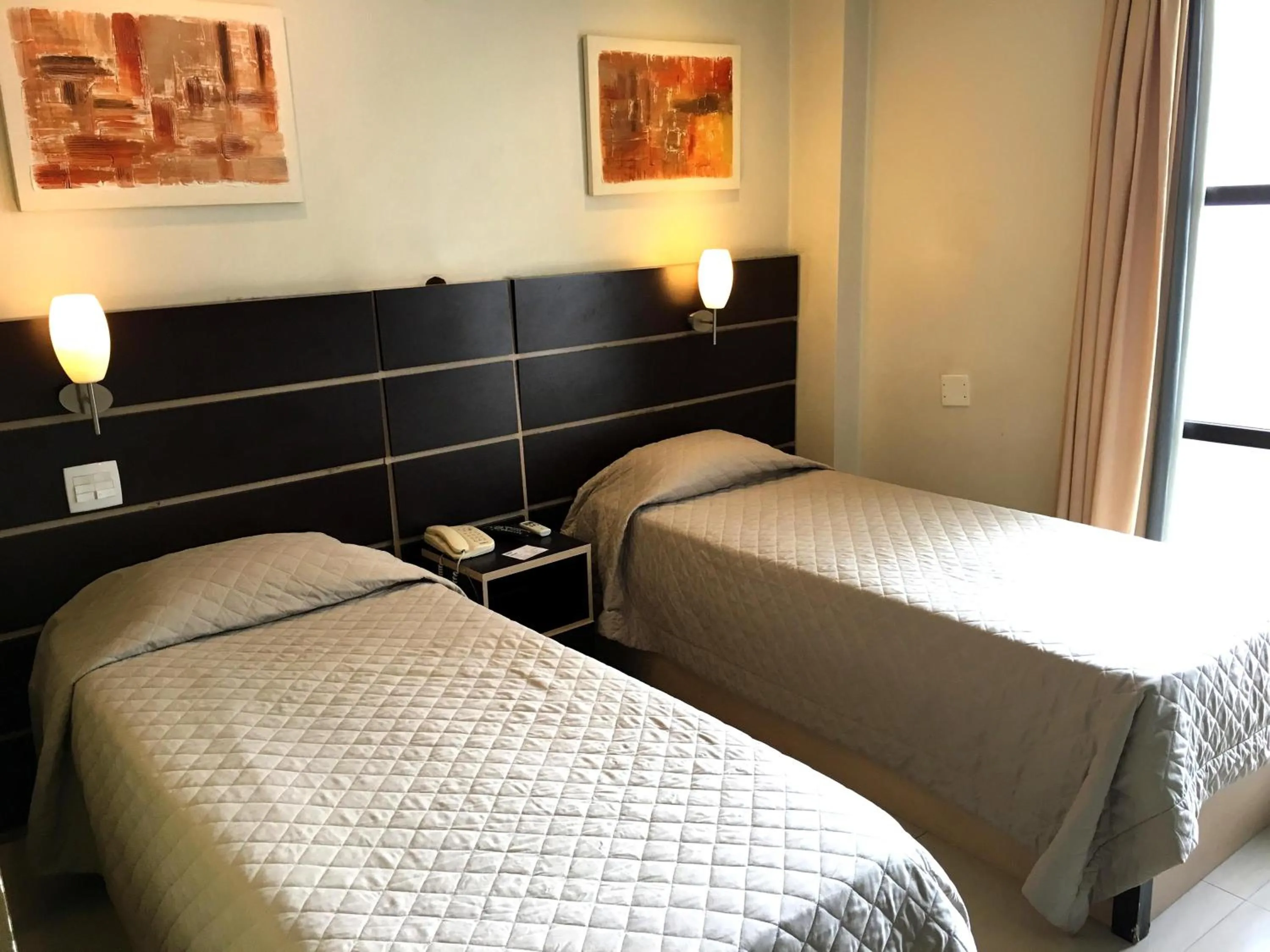 Photo of the whole room, Bed in Hotel Windsor